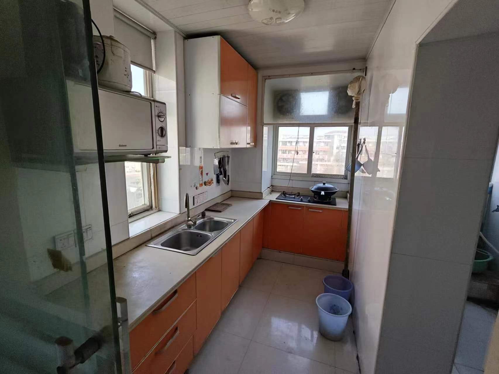 易家桥新村 2室2厅1卫 62m&sup2;