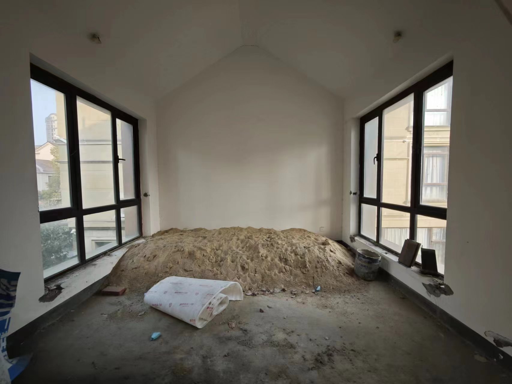 金河名人世家 4室2厅2卫 309.00m&sup2;
