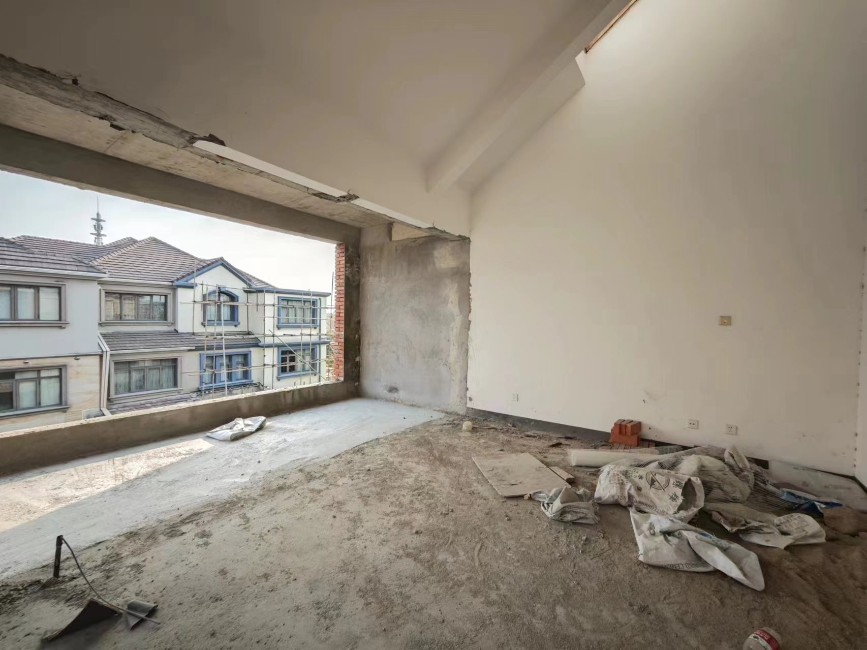 金河名人世家 4室2厅2卫 309.00m&sup2;