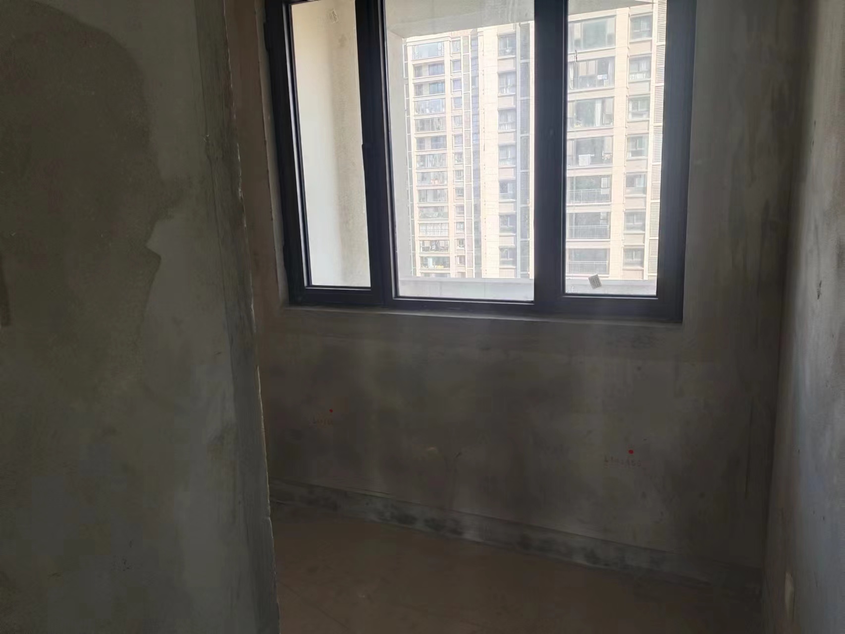 观澜台 3室2厅2卫 121m&sup2;