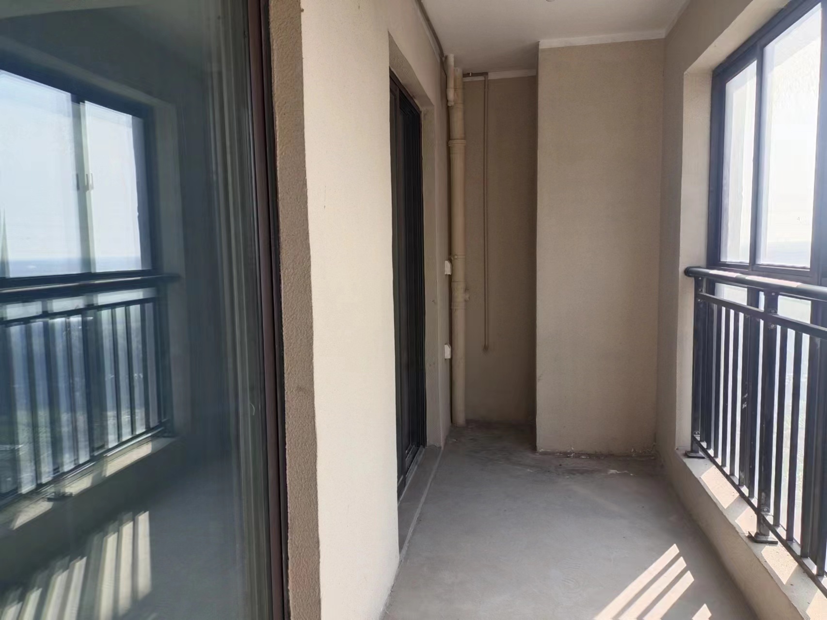 观澜台 3室2厅2卫 121m&sup2;