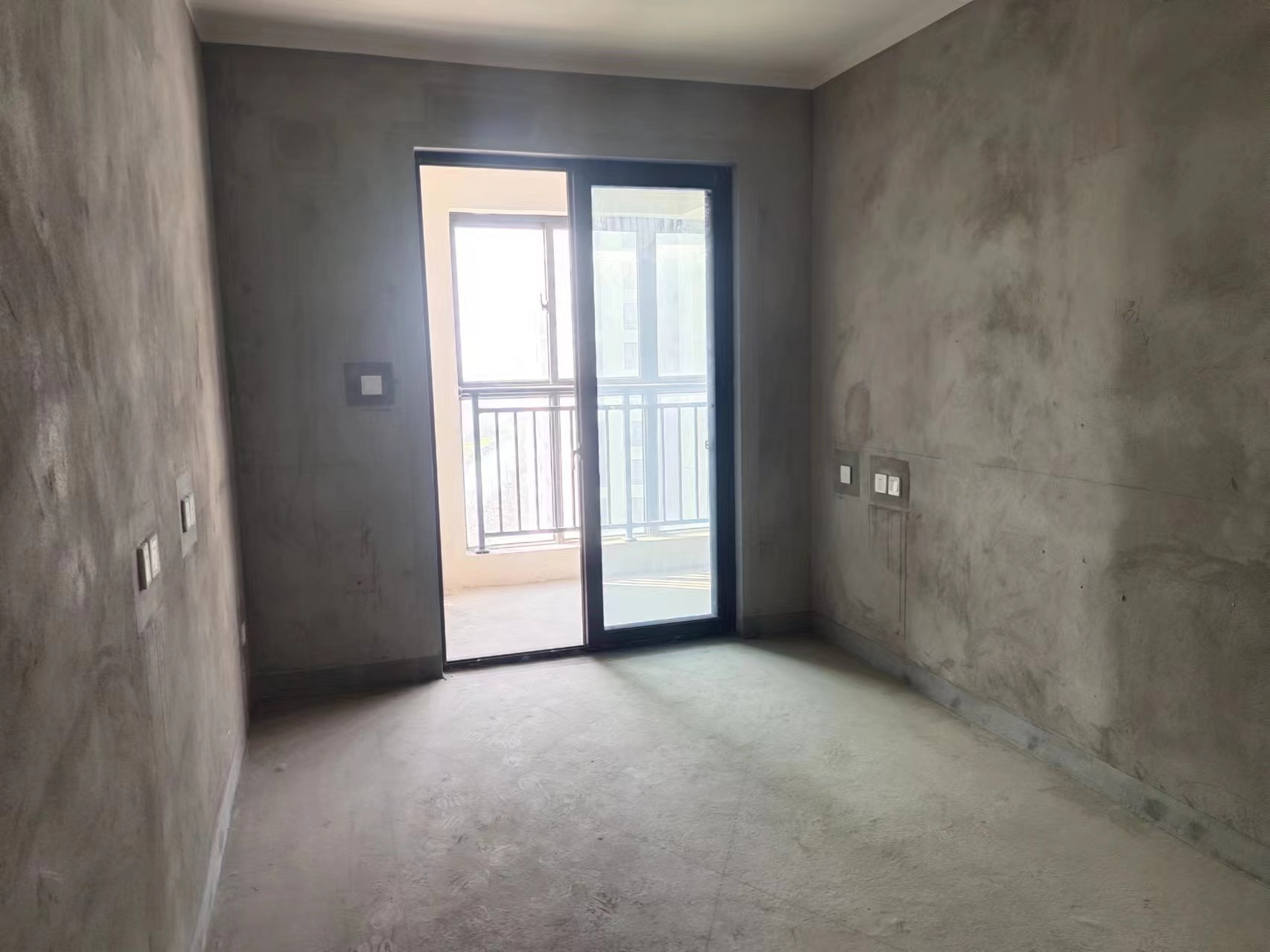 观澜台 3室2厅2卫 121m&sup2;
