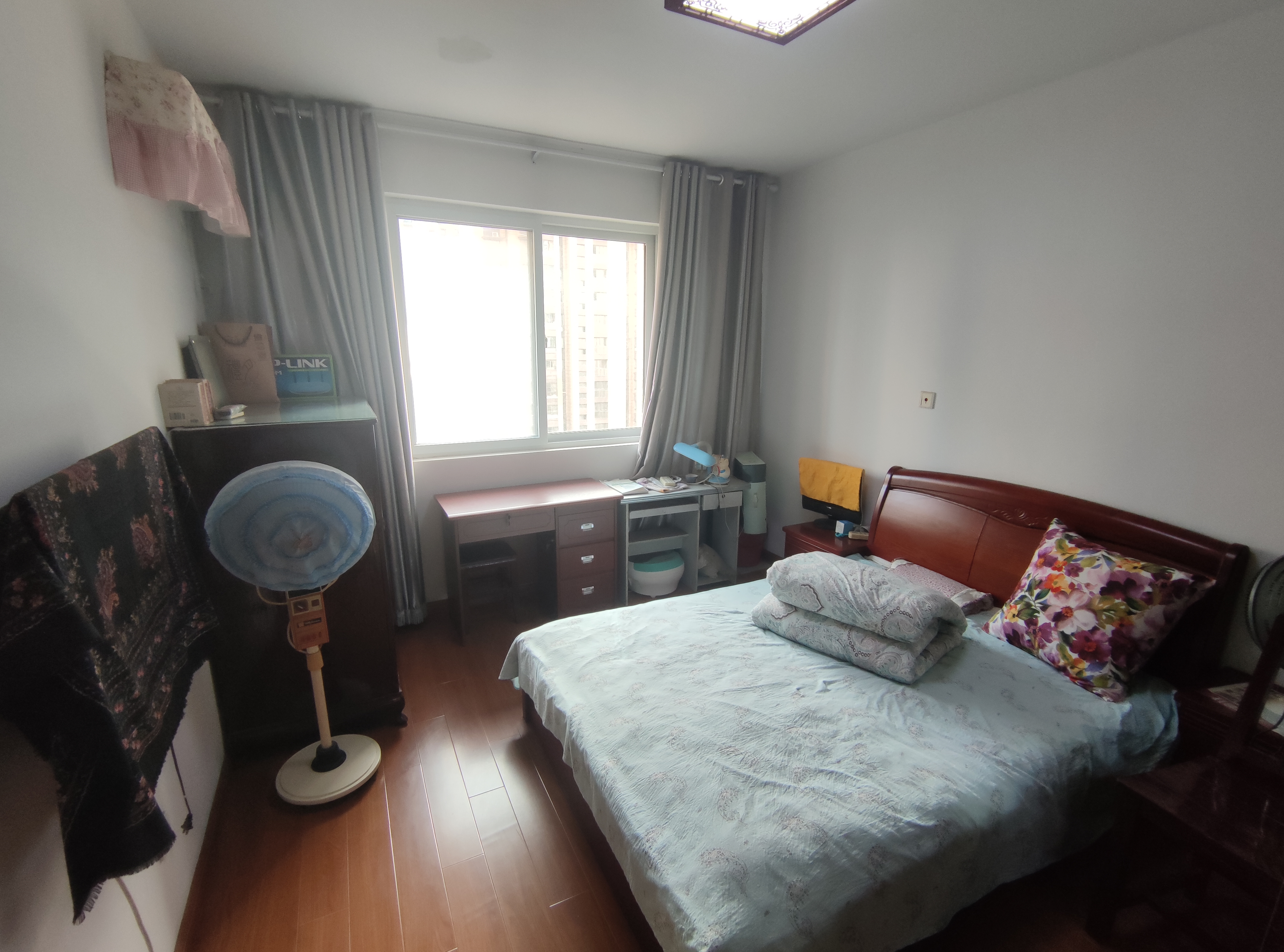 学士府 3室1厅1卫 110m&sup2;