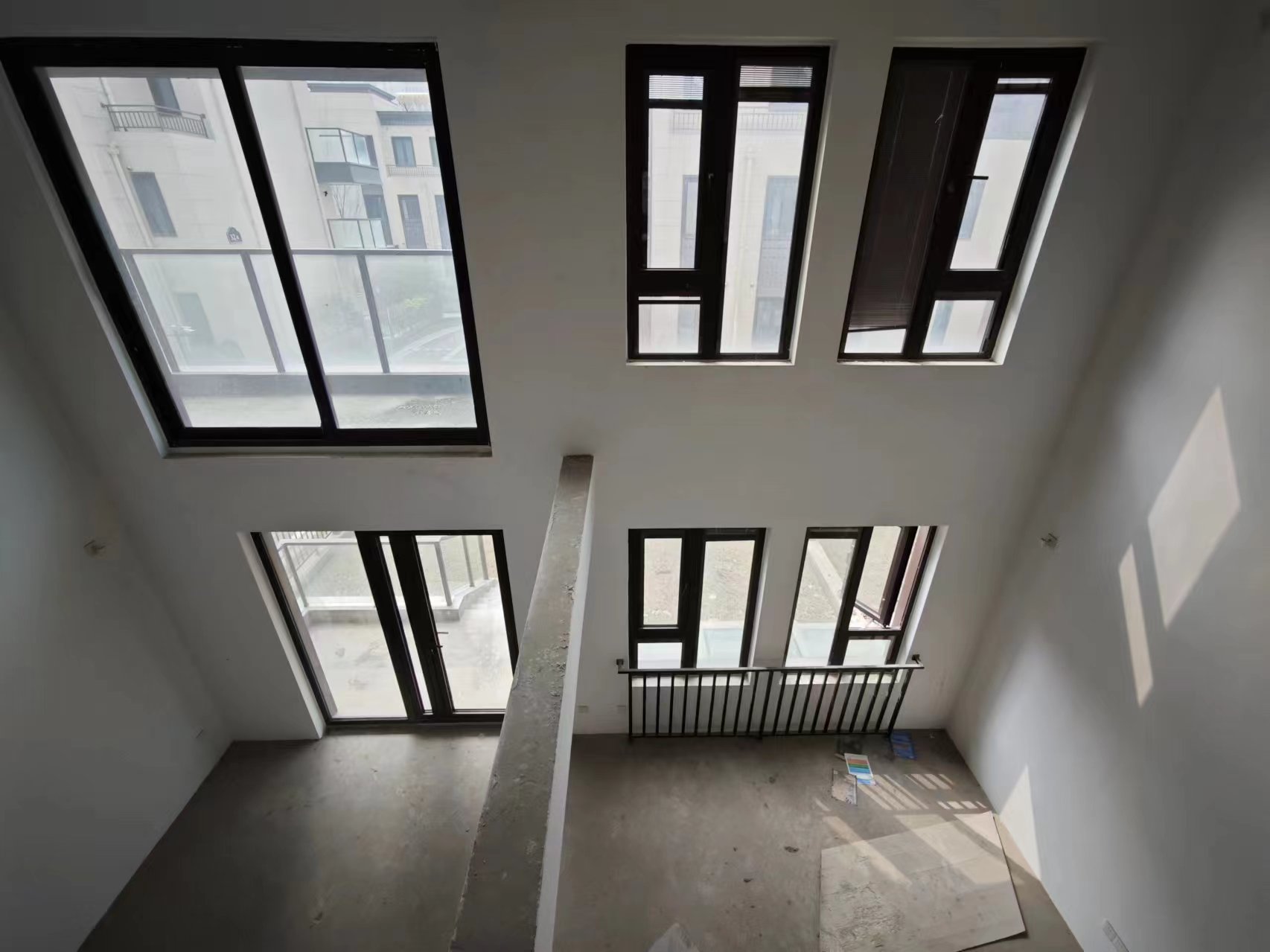 云樾东方 4室2厅3卫 160.00m&sup2;