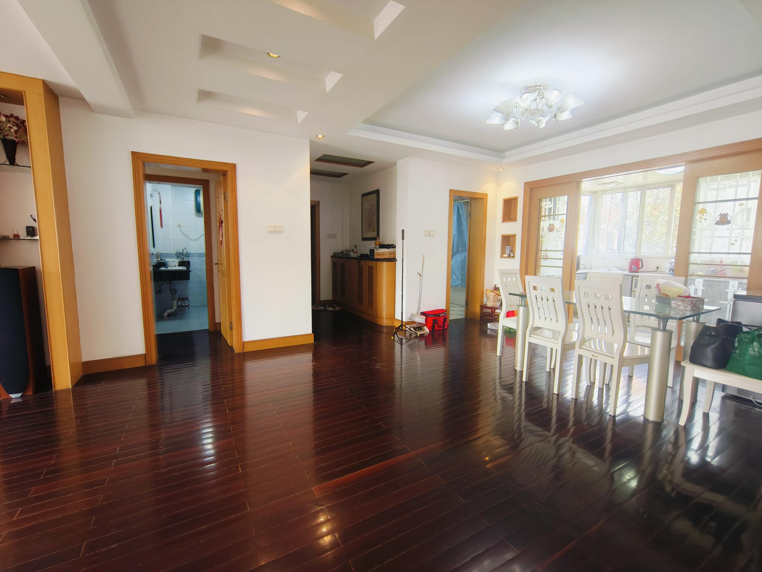 和兴花苑 4室2厅2卫 148.51m&sup2;