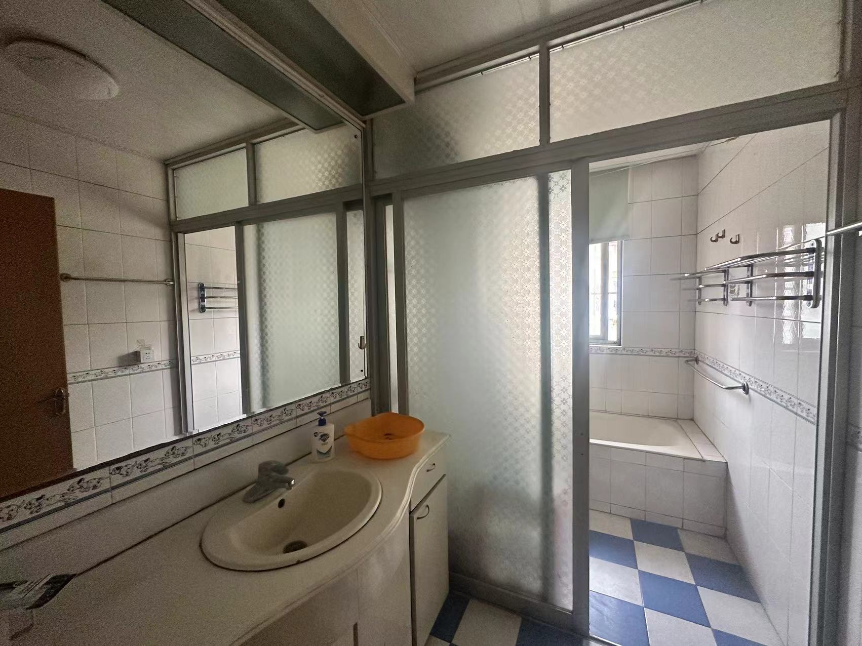 师范桥新村 3室2厅1卫 130.69m&sup2;