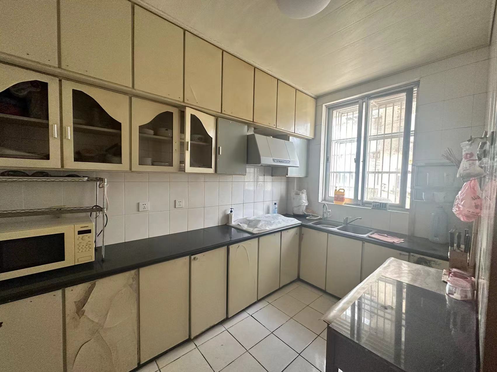 师范桥新村 3室2厅1卫 130.69m&sup2;