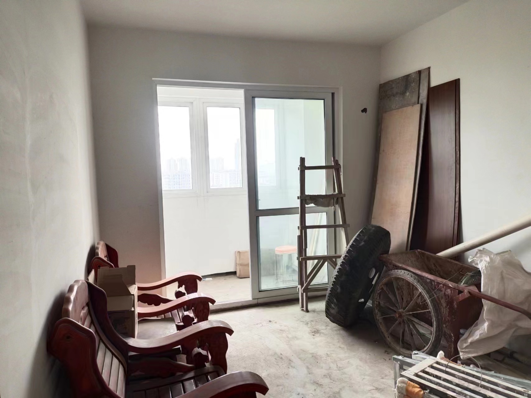 天香苑 4室2厅2卫 80.00m&sup2;