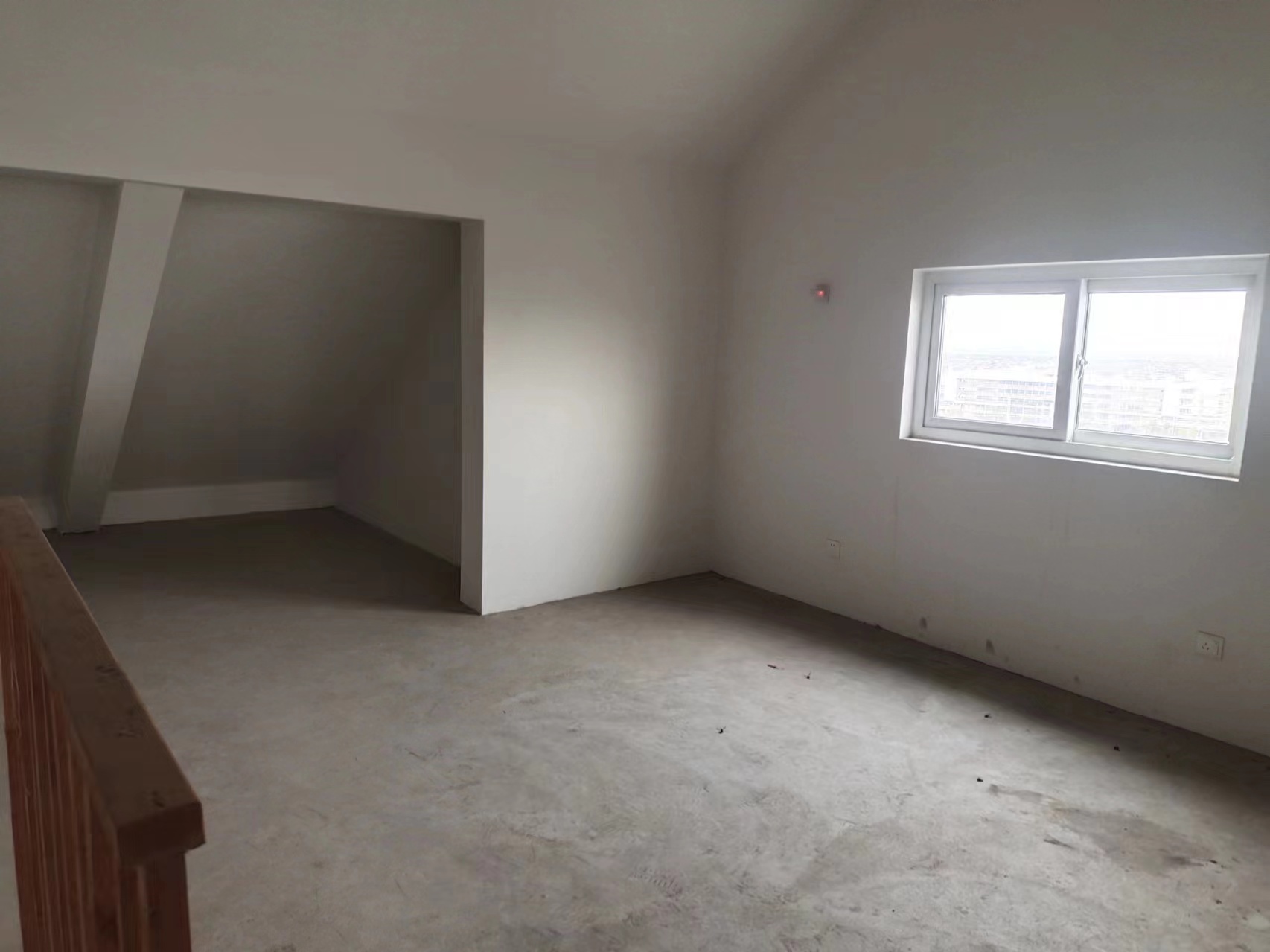 天香苑 4室2厅2卫 80.00m&sup2;