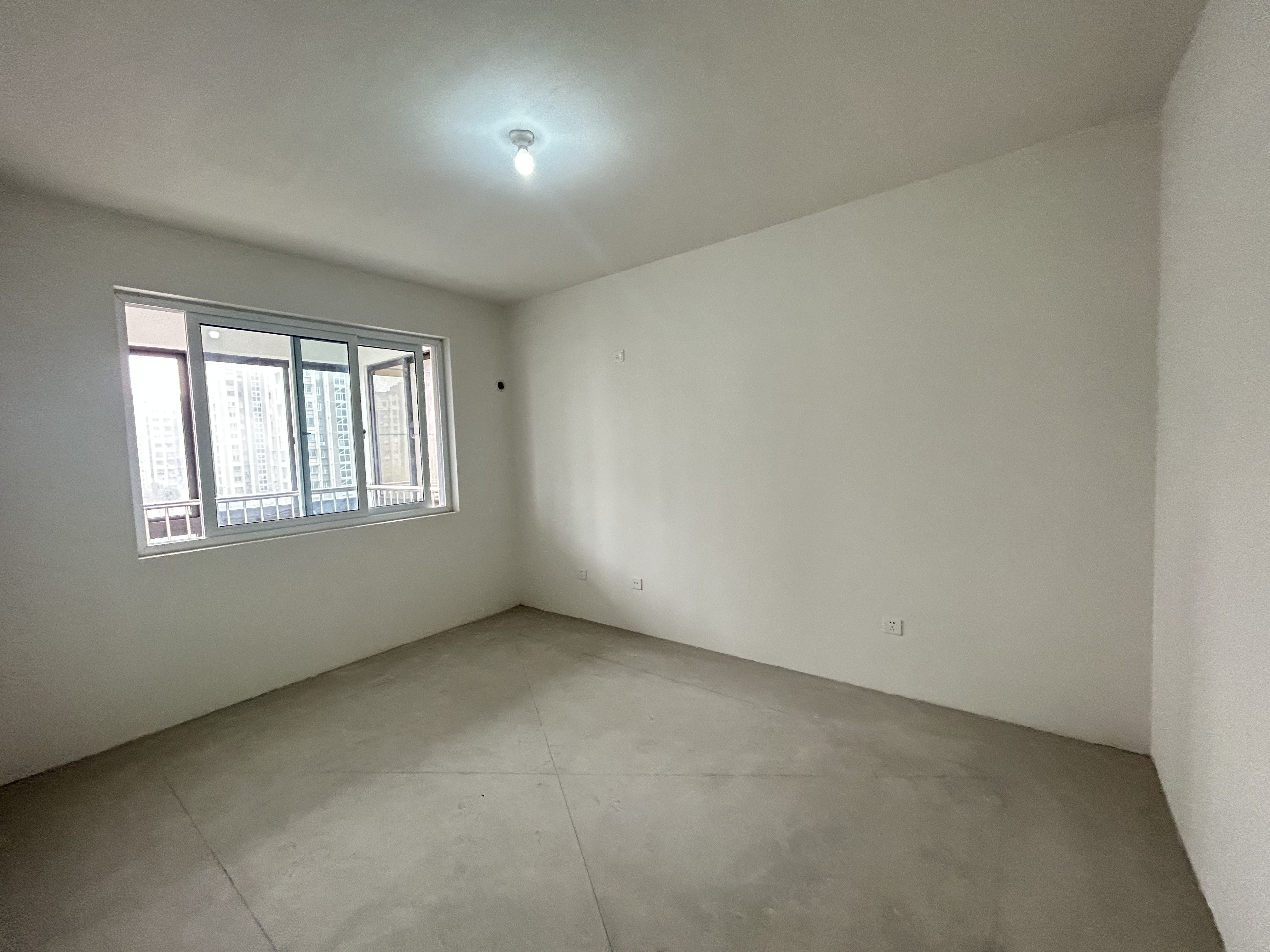 和润花苑 3室2厅2卫 148m&sup2;
