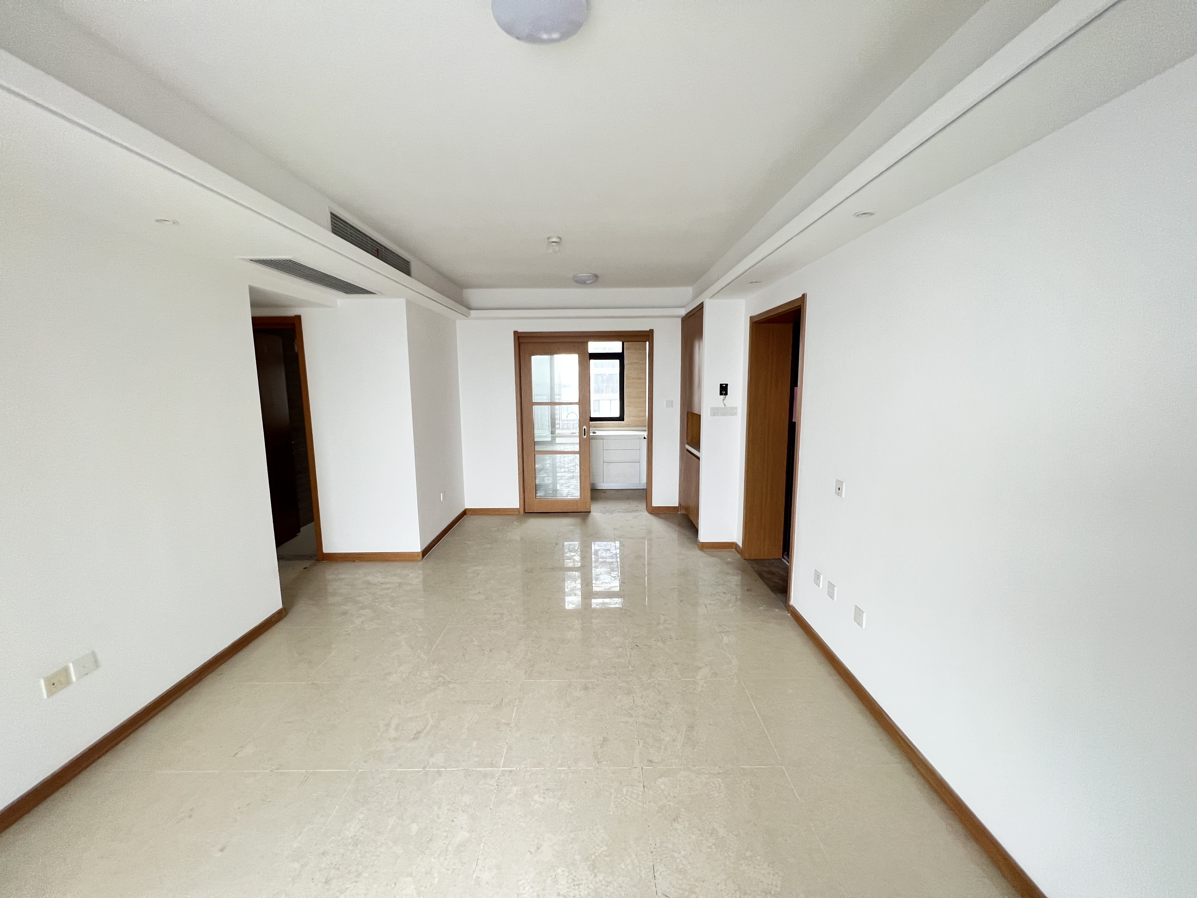 绿地新里城 3室2厅2卫 116.61m&sup2;