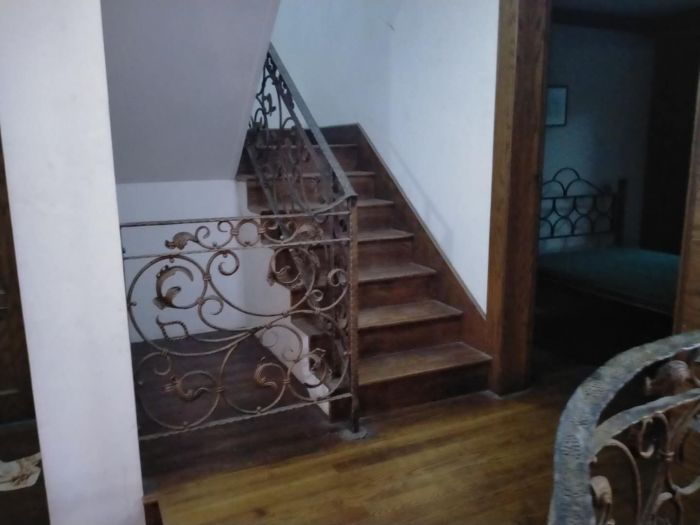 和兴花苑 6室1厅1卫 238m&sup2;