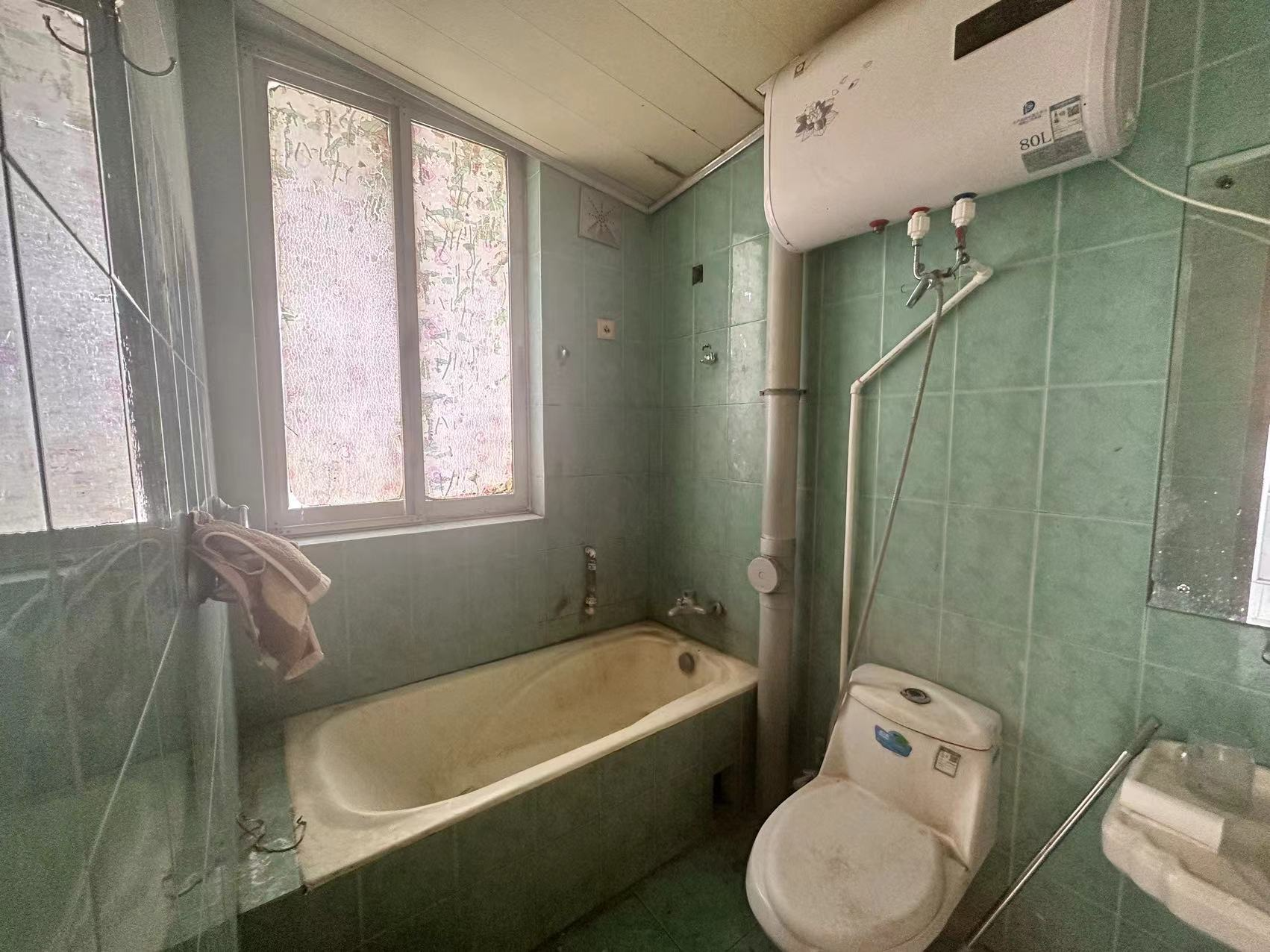 师范桥新村 3室2厅1卫 134m&sup2;