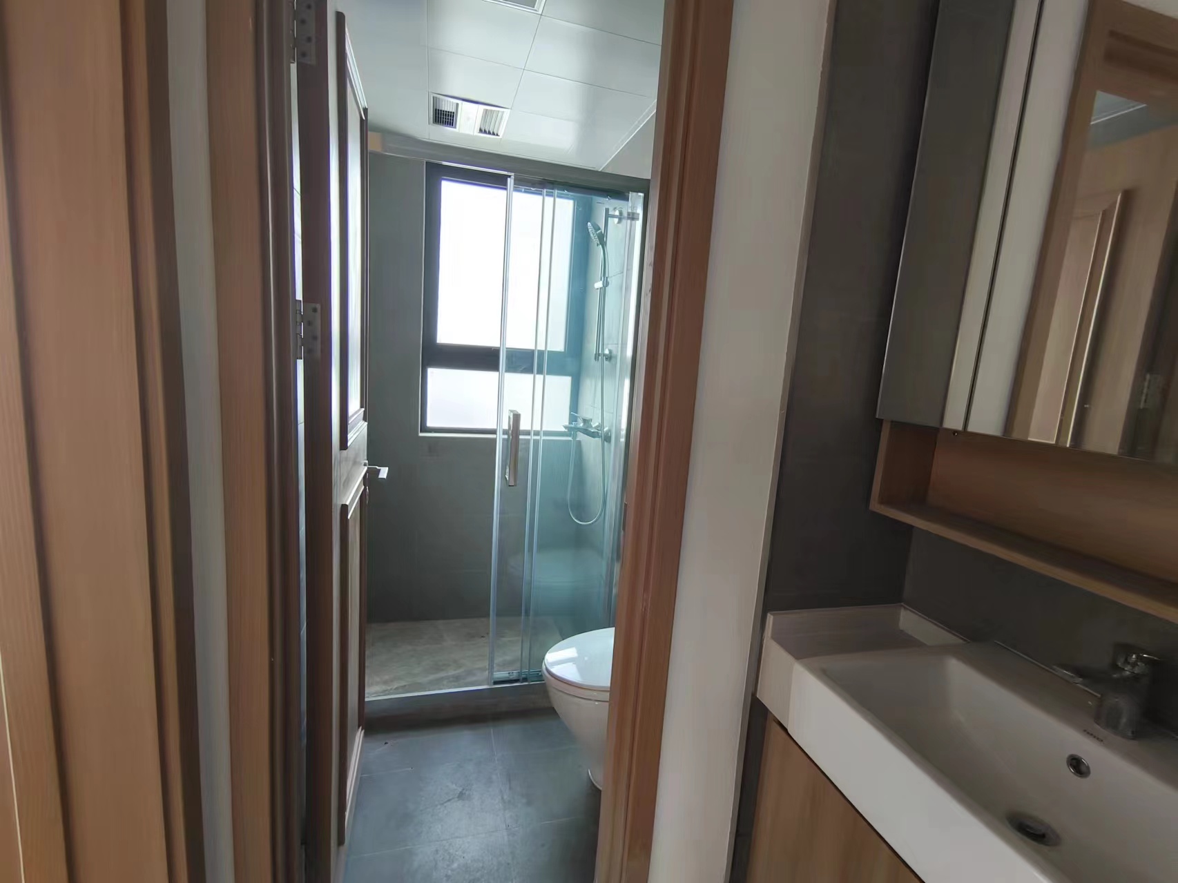 雍华府 3室2厅1卫 114m&sup2;
