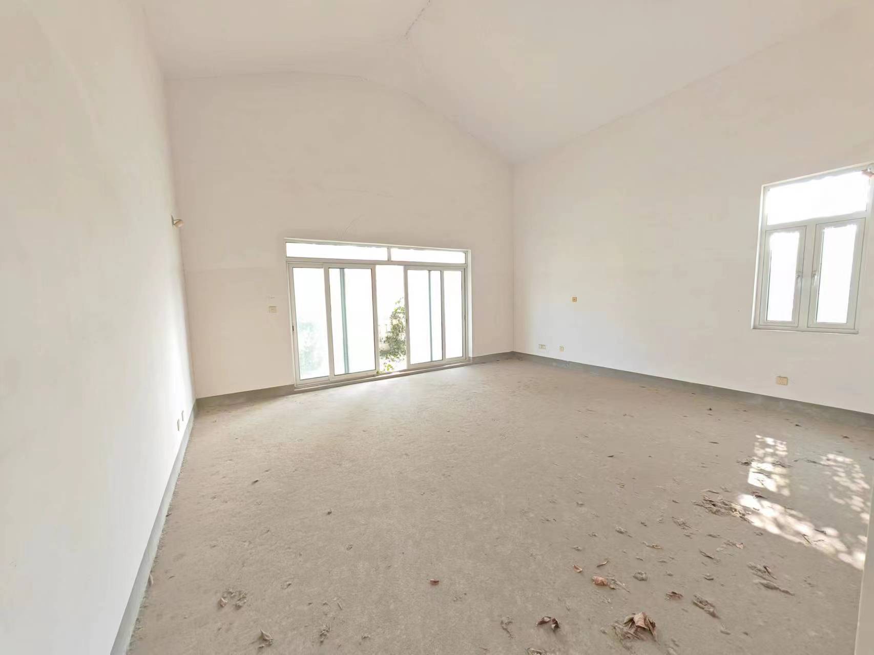 优山美地花园南区 5室2厅3卫 555.69m&sup2;