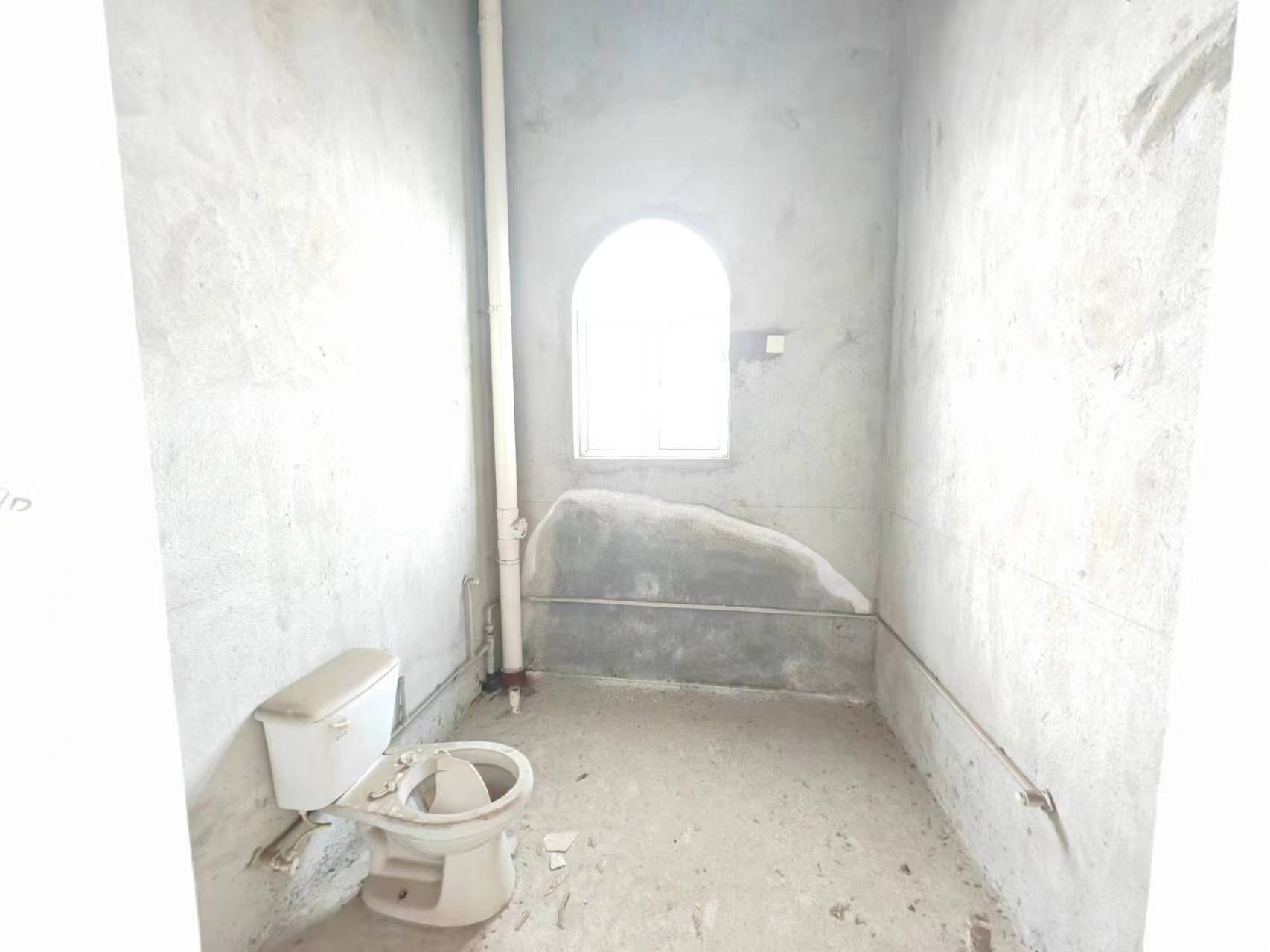 优山美地花园南区 5室2厅3卫 555.69m&sup2;