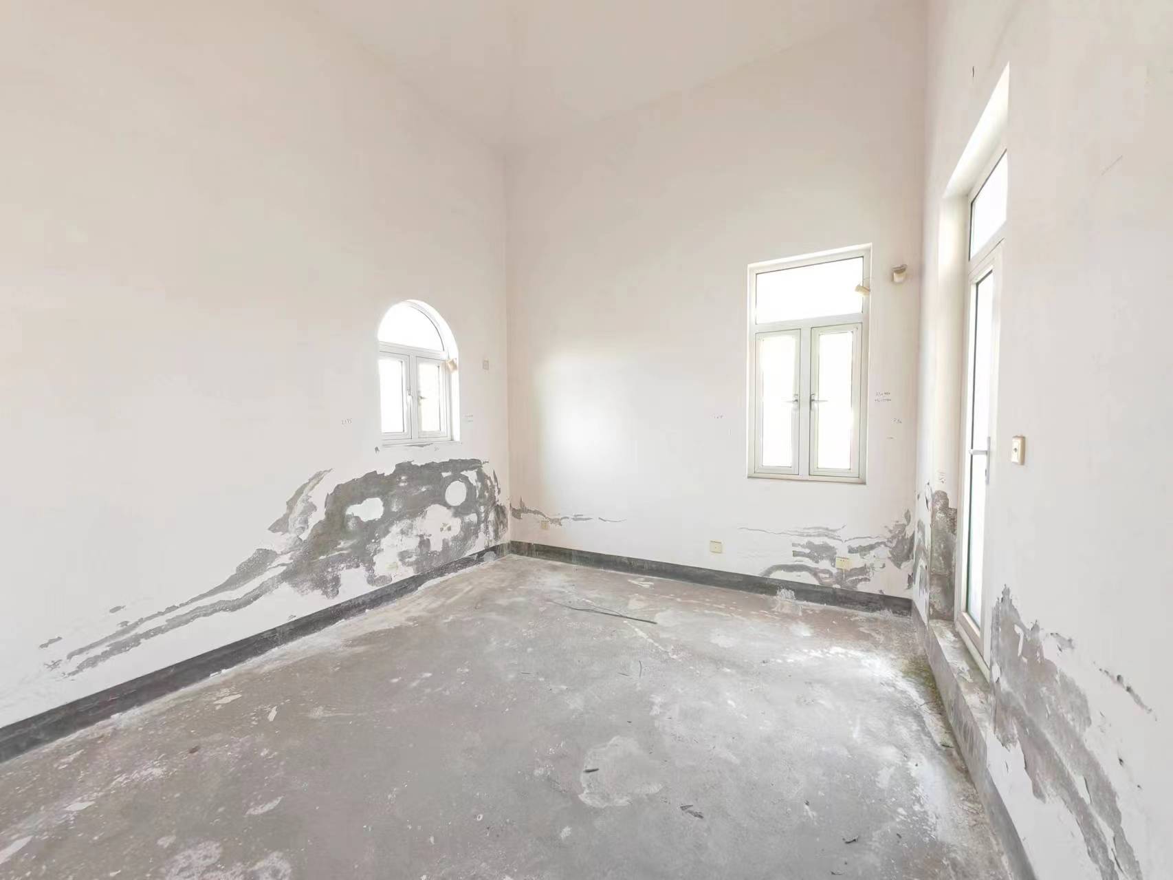 优山美地花园南区 5室2厅3卫 555.69m&sup2;