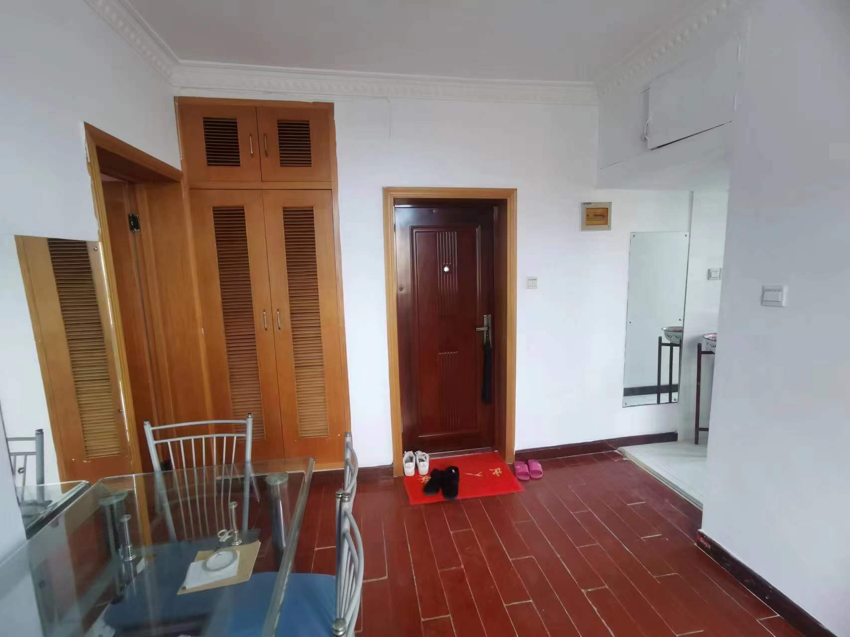 光明东村三期 1室1厅1卫 45.95m&sup2;