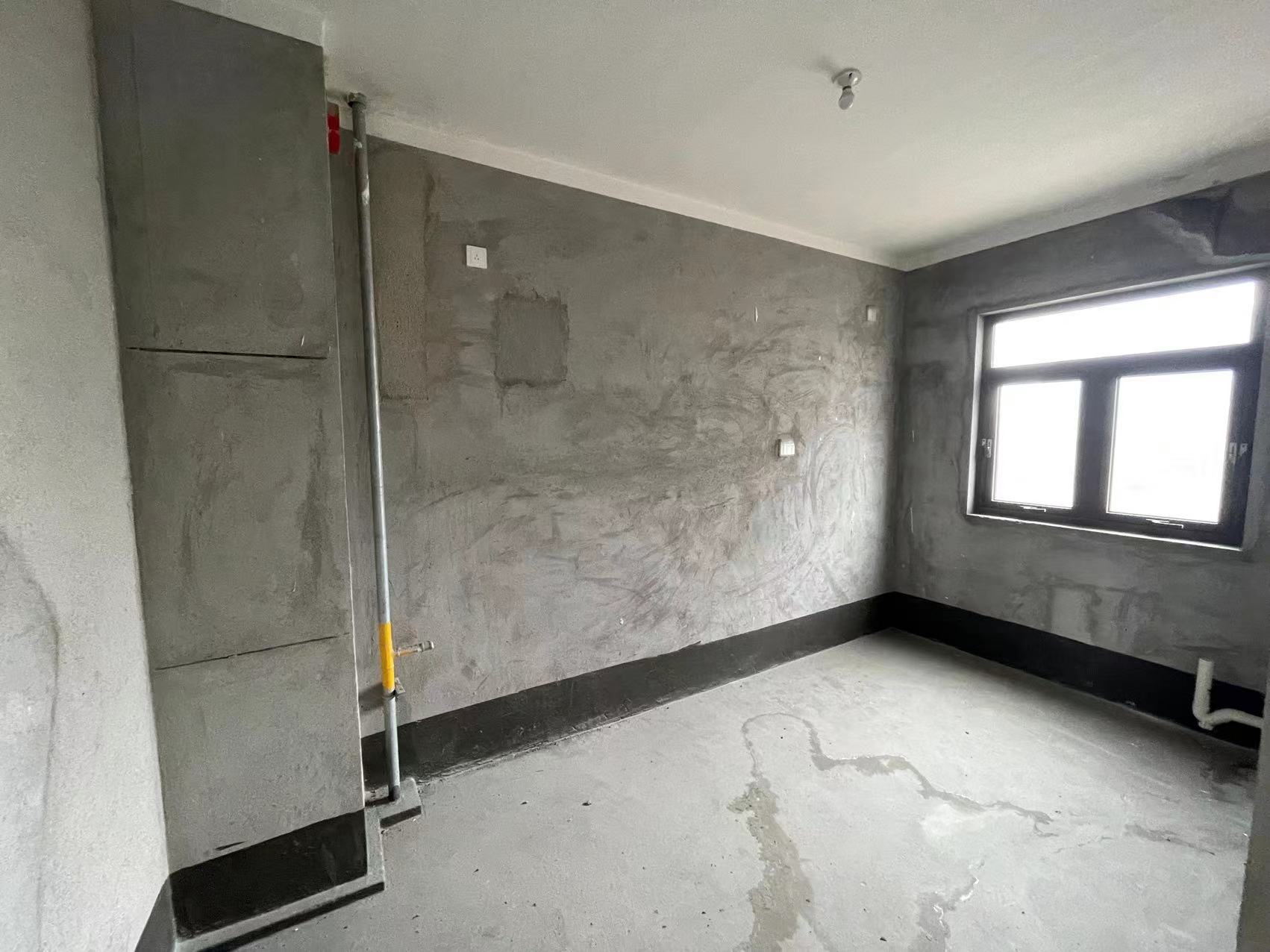 华强城 4室2厅2卫 158m&sup2;
