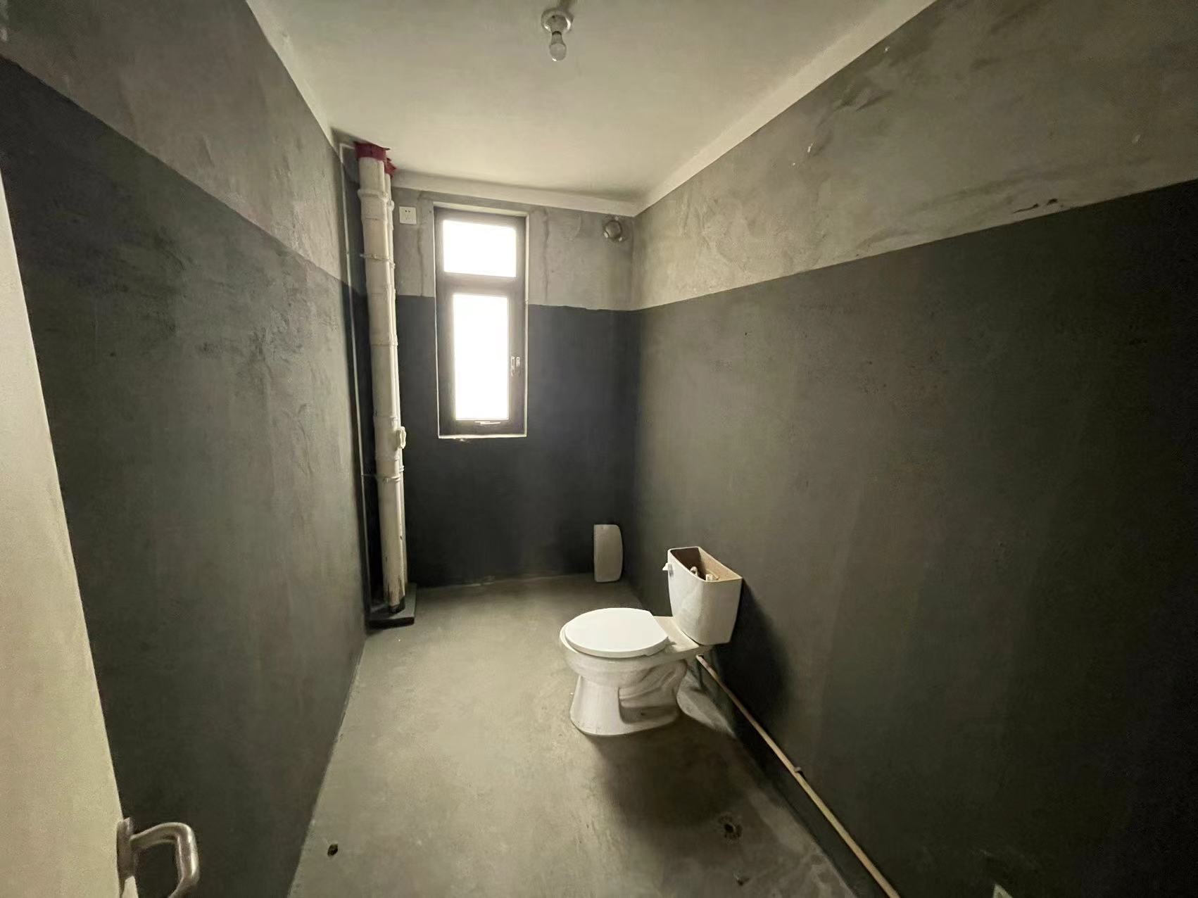 华强城 4室2厅2卫 158m&sup2;