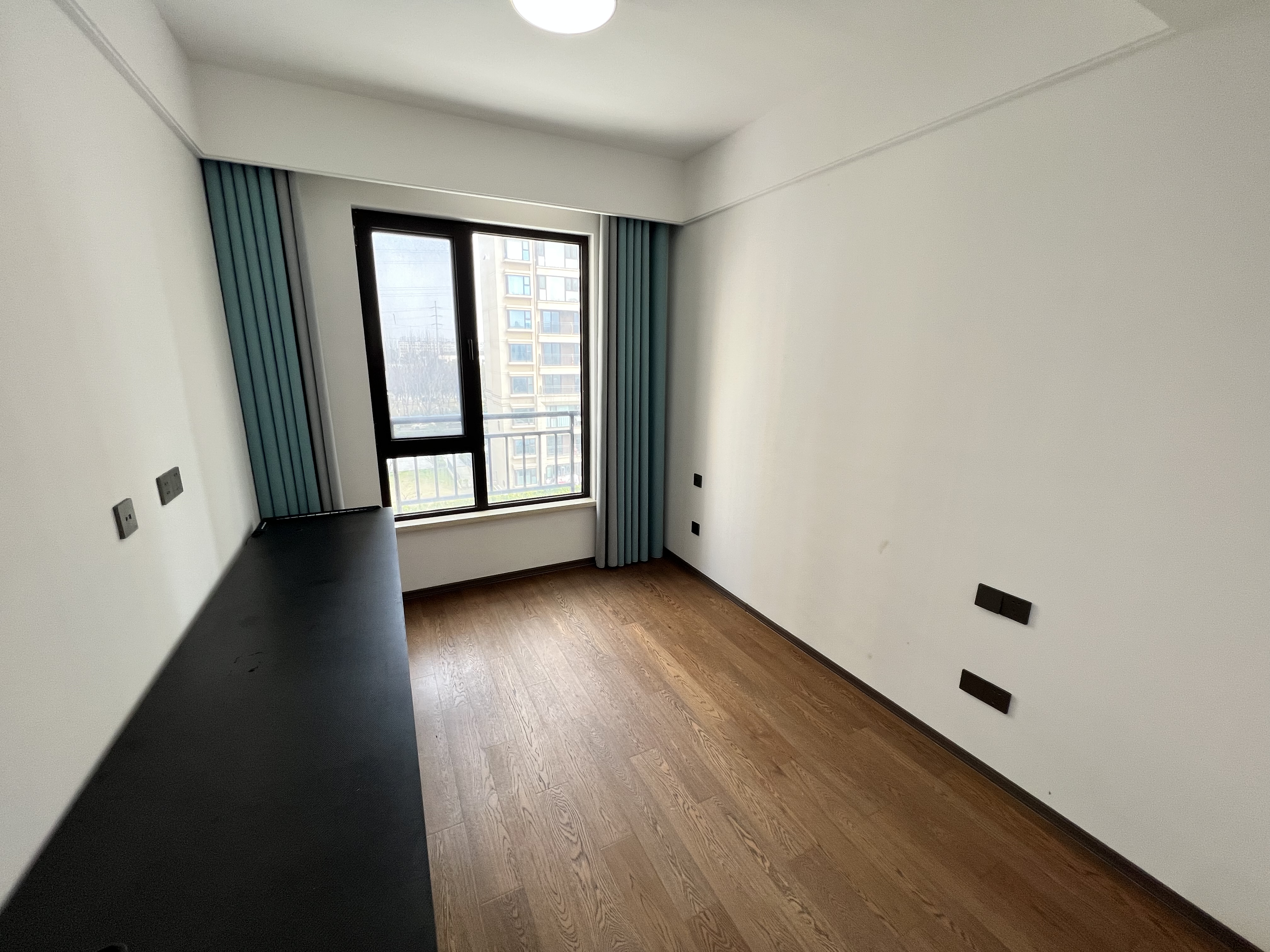 春风南岸东园 4室2厅2卫 142m&sup2;