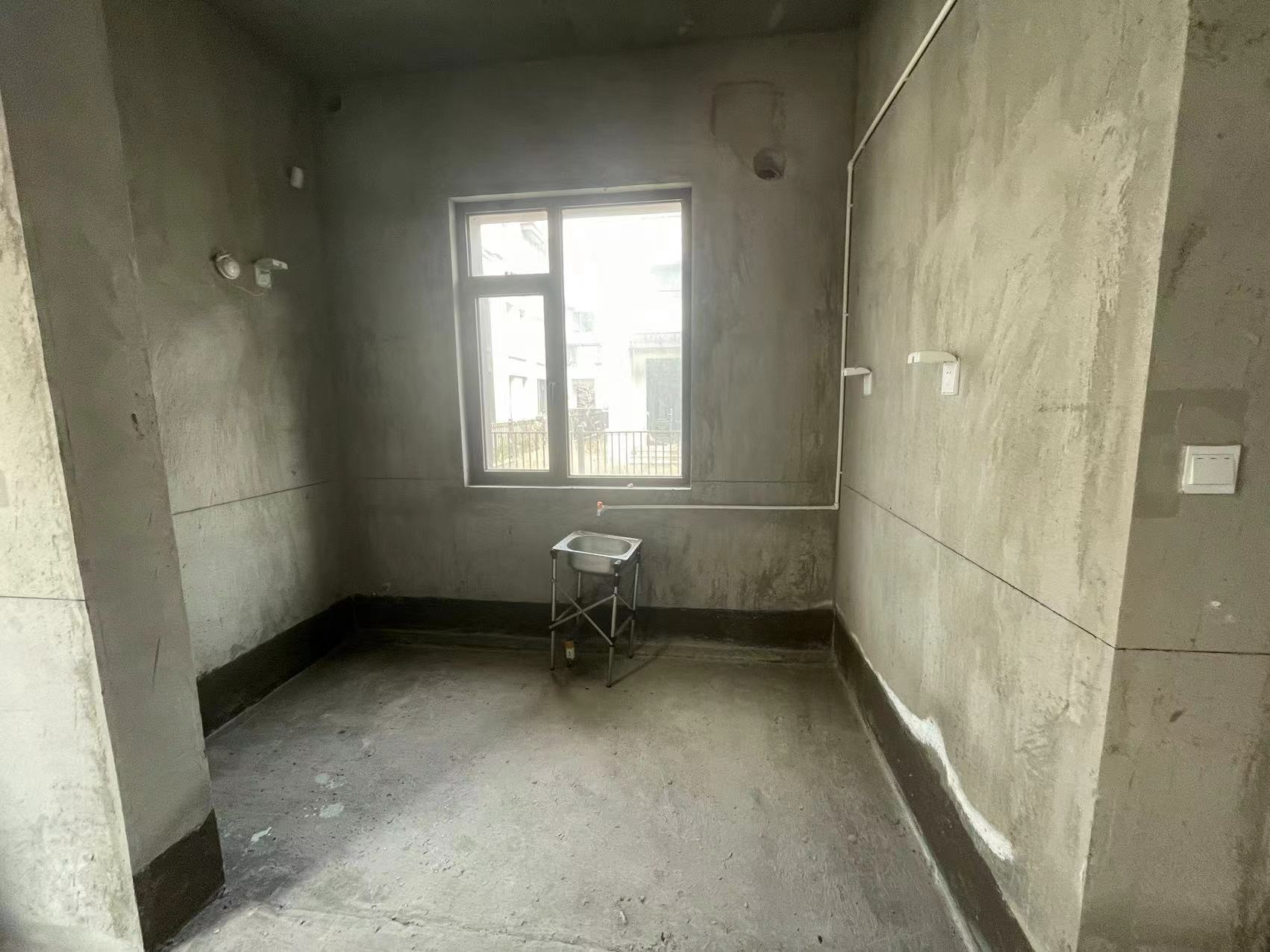 中兴兰溪荟 4室2厅2卫 175.00m²