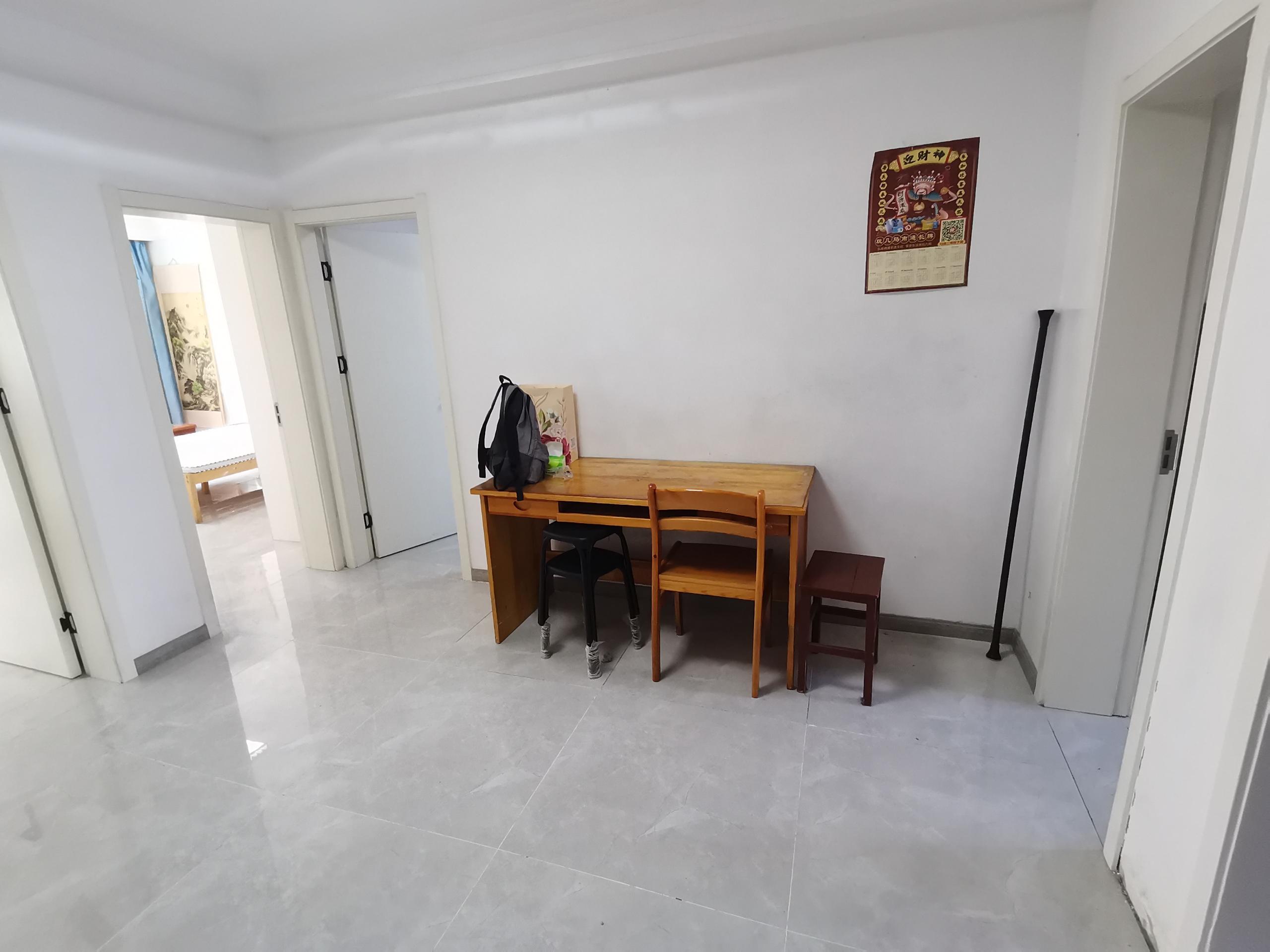 新港花苑 3室2厅1卫 90m&sup2;