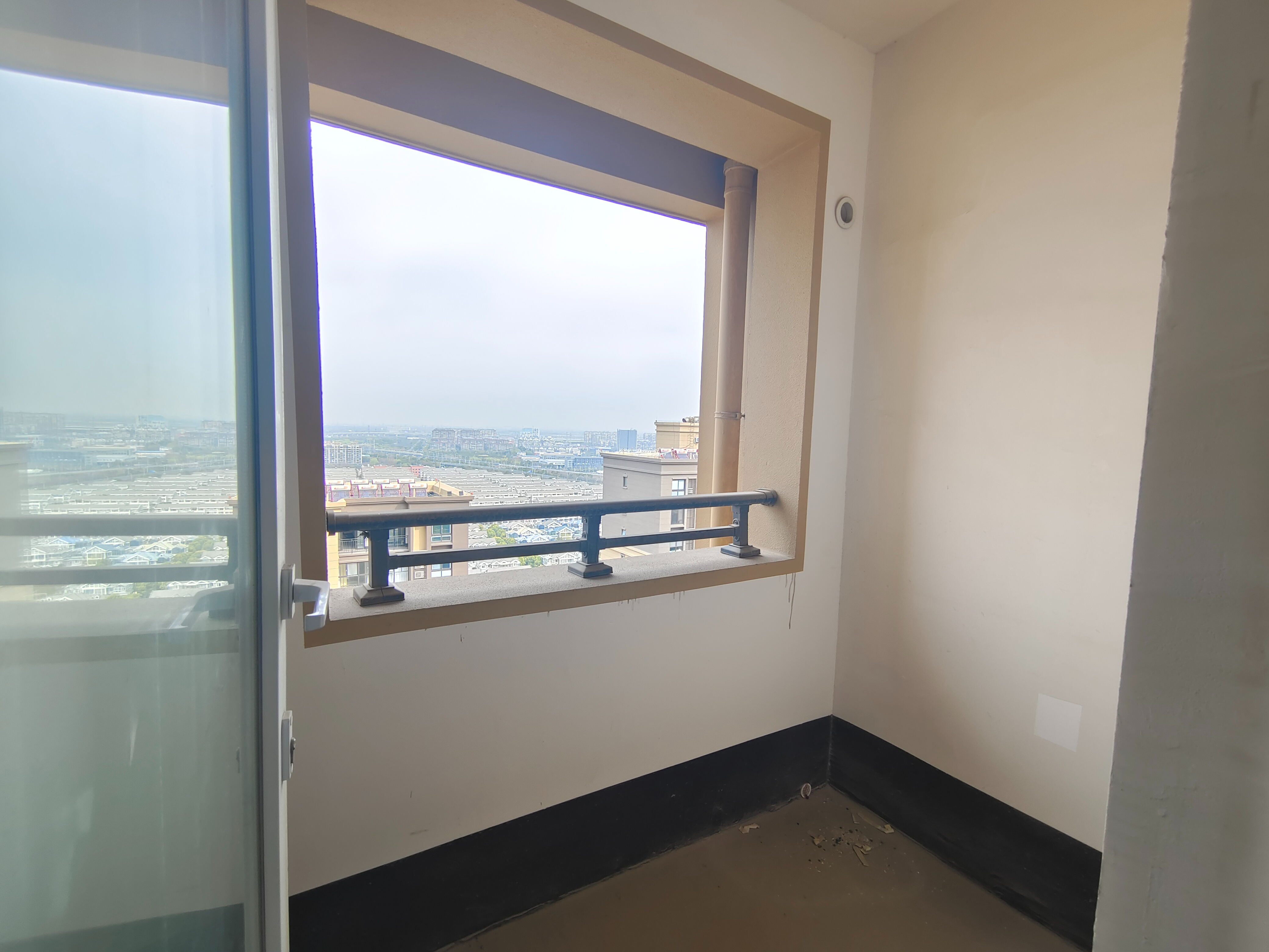 新城香溢紫郡 4室2厅2卫 140m&sup2;
