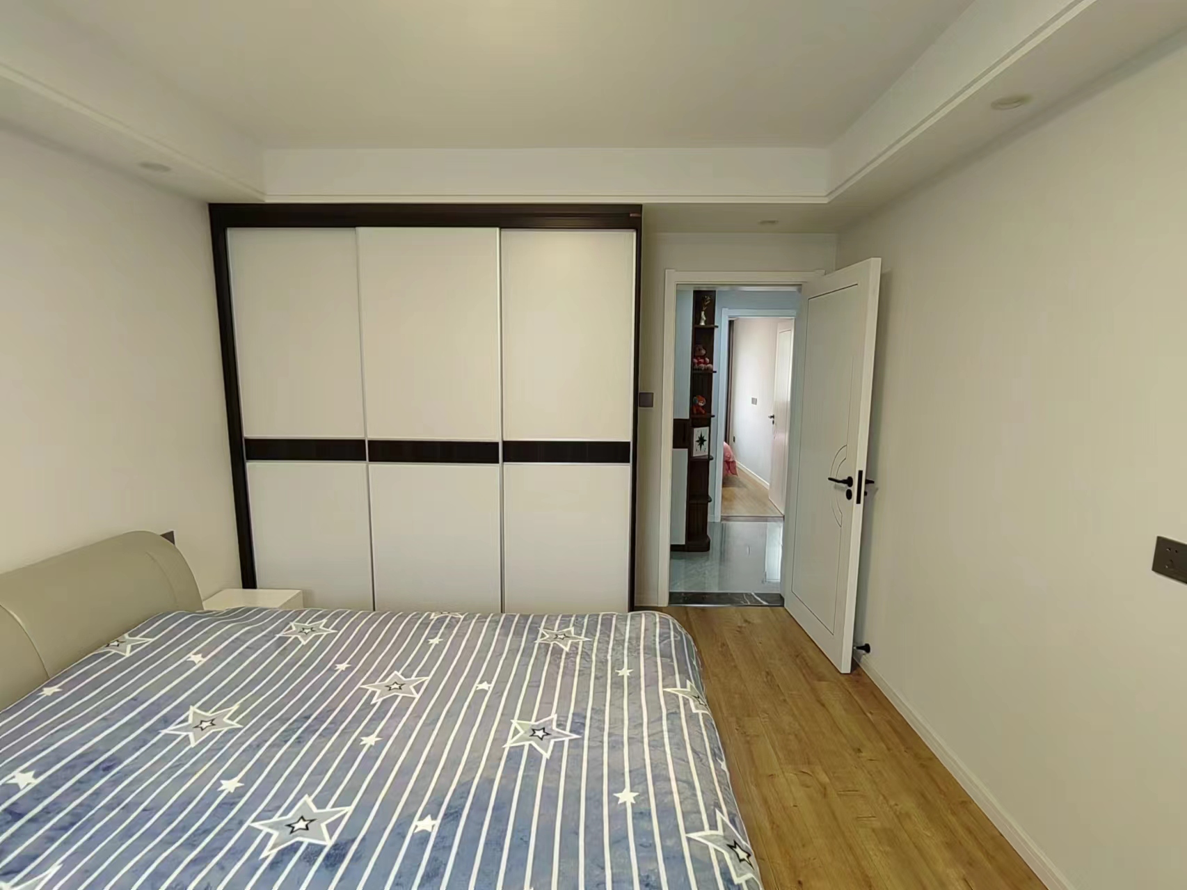紫东花苑 2室1厅1卫 91m&sup2;