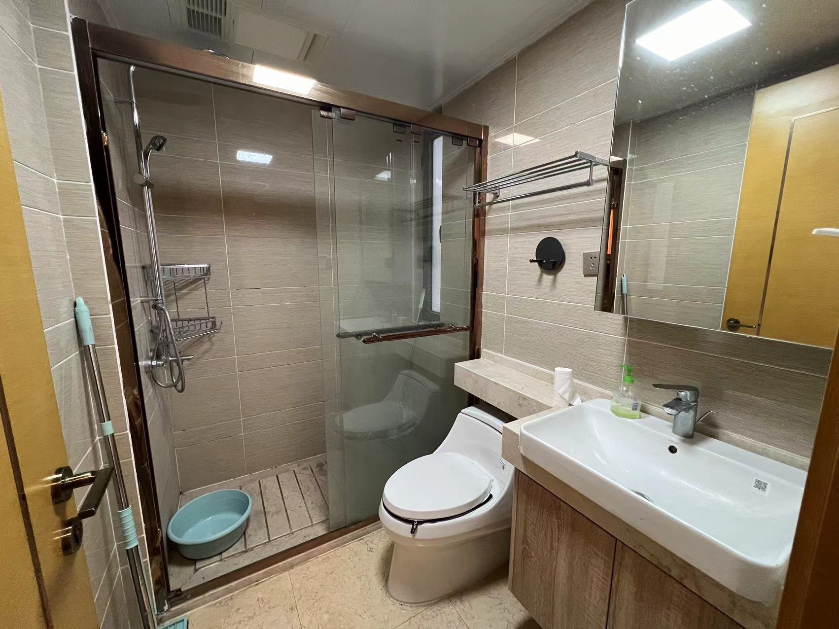 中南世纪花城三期 3室2厅2卫 137.37m&sup2;