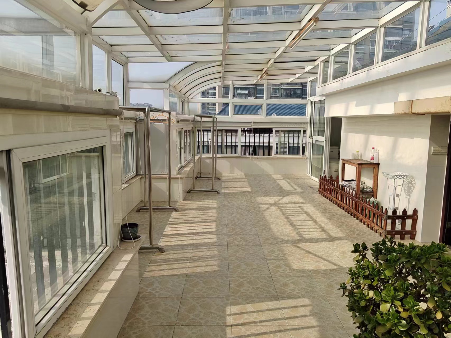 新城小区 4室2厅2卫 120.00m&sup2;