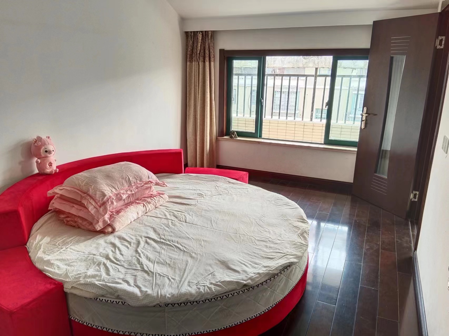 新城小区 4室2厅2卫 120.00m&sup2;