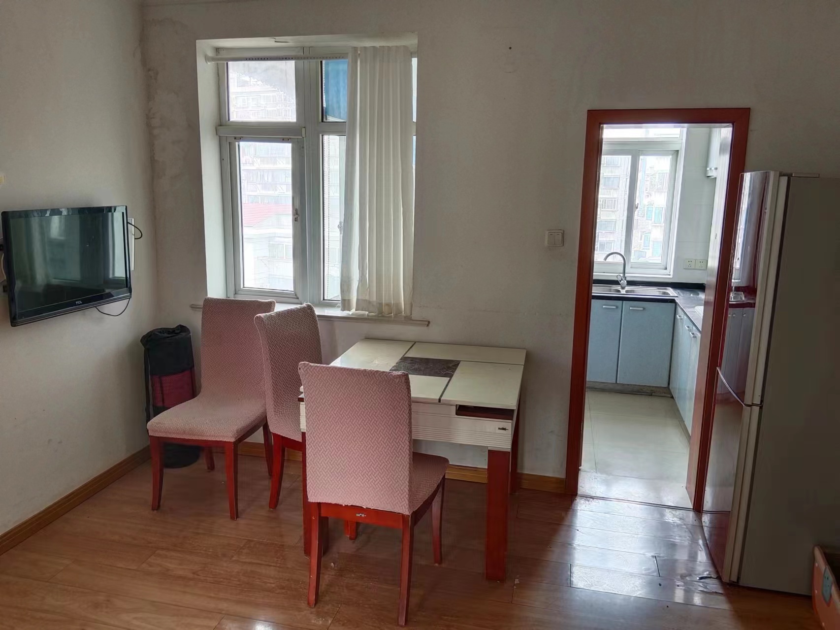 新城小区 4室2厅2卫 120.00m&sup2;
