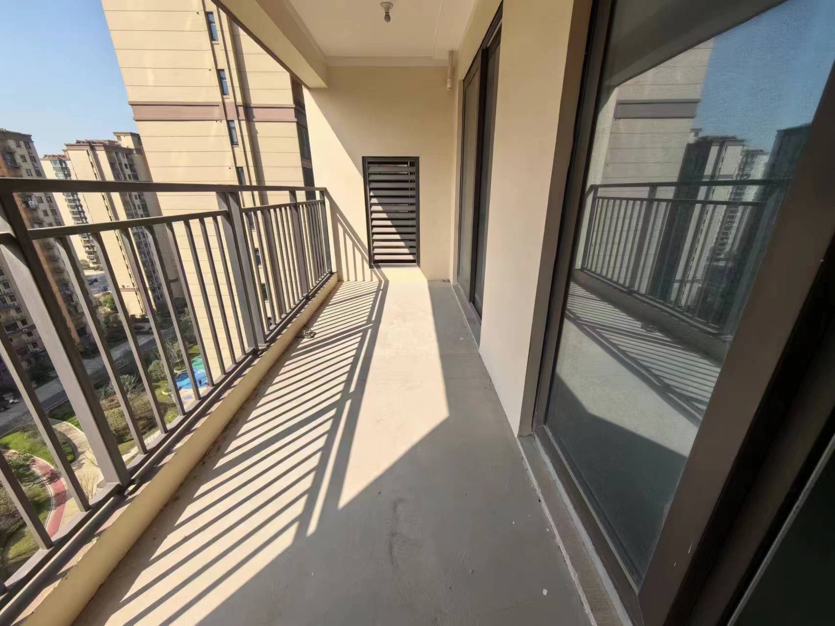 佳源都市 3室2厅1卫 109m&sup2;
