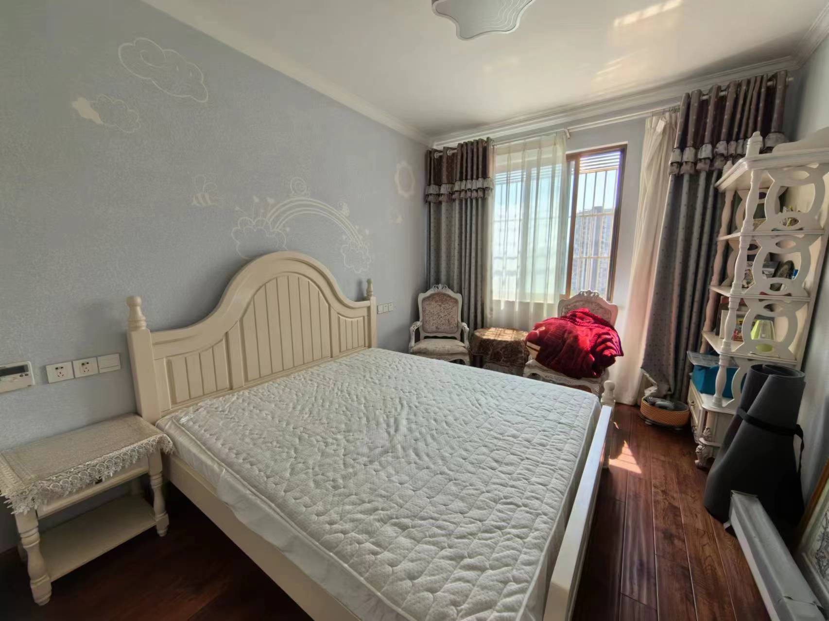 御景湾 3室2厅2卫 174m&sup2;