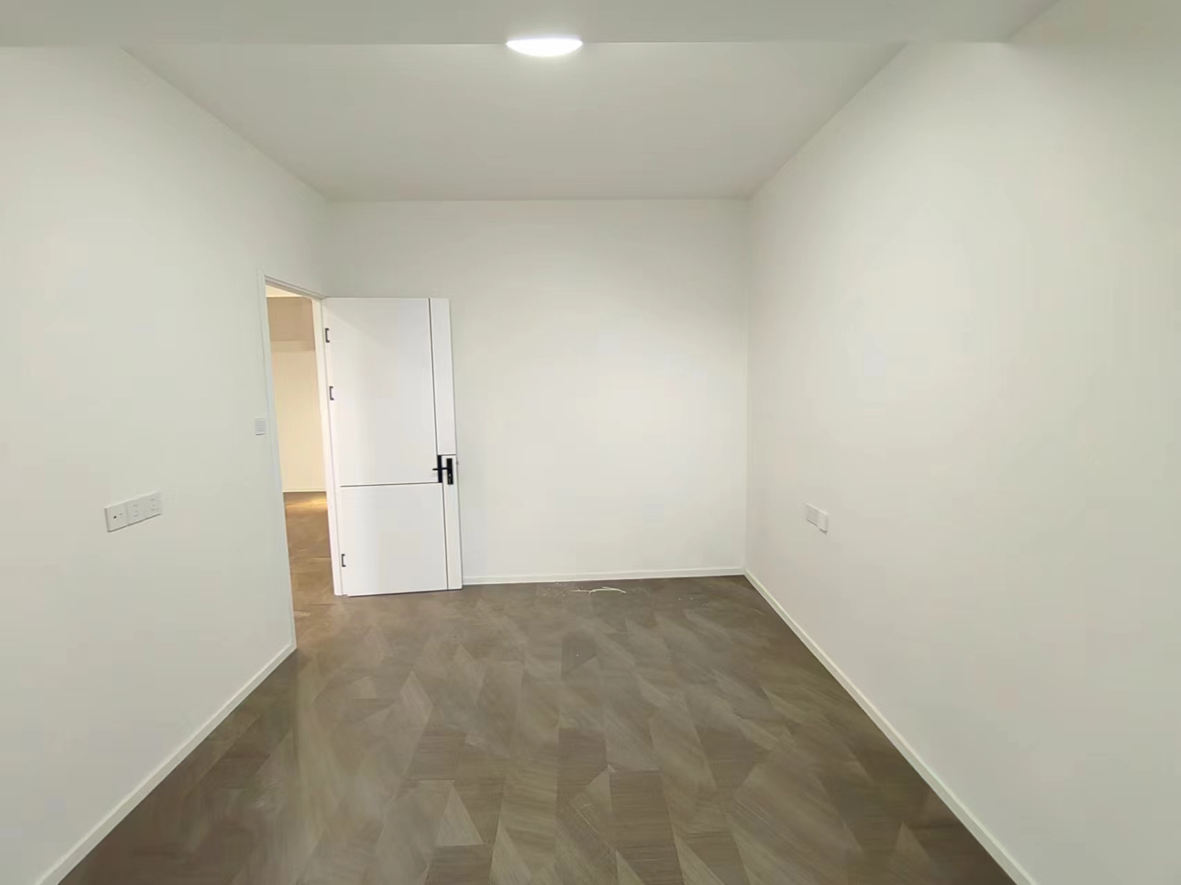 新海通花园 3室1厅1卫 104.00m&sup2;