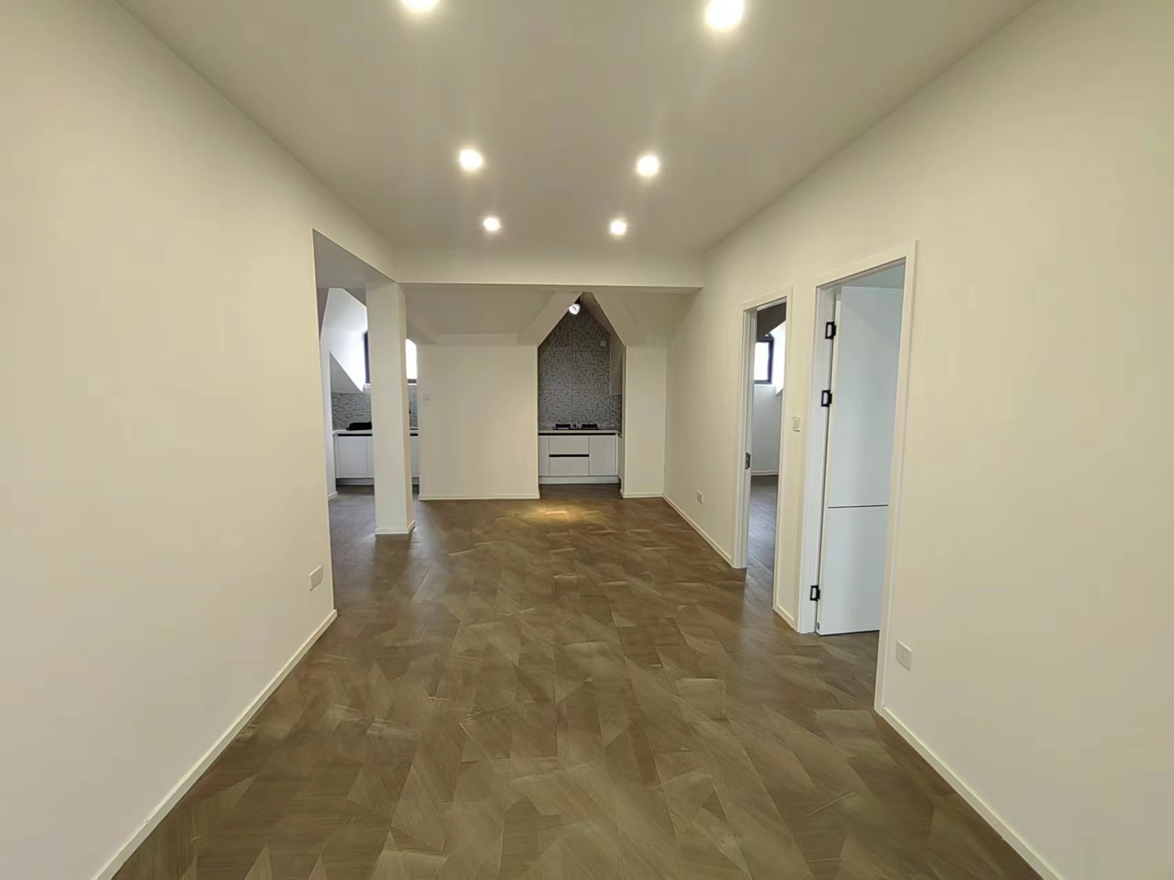 新海通花园 3室1厅1卫 104.00m&sup2;
