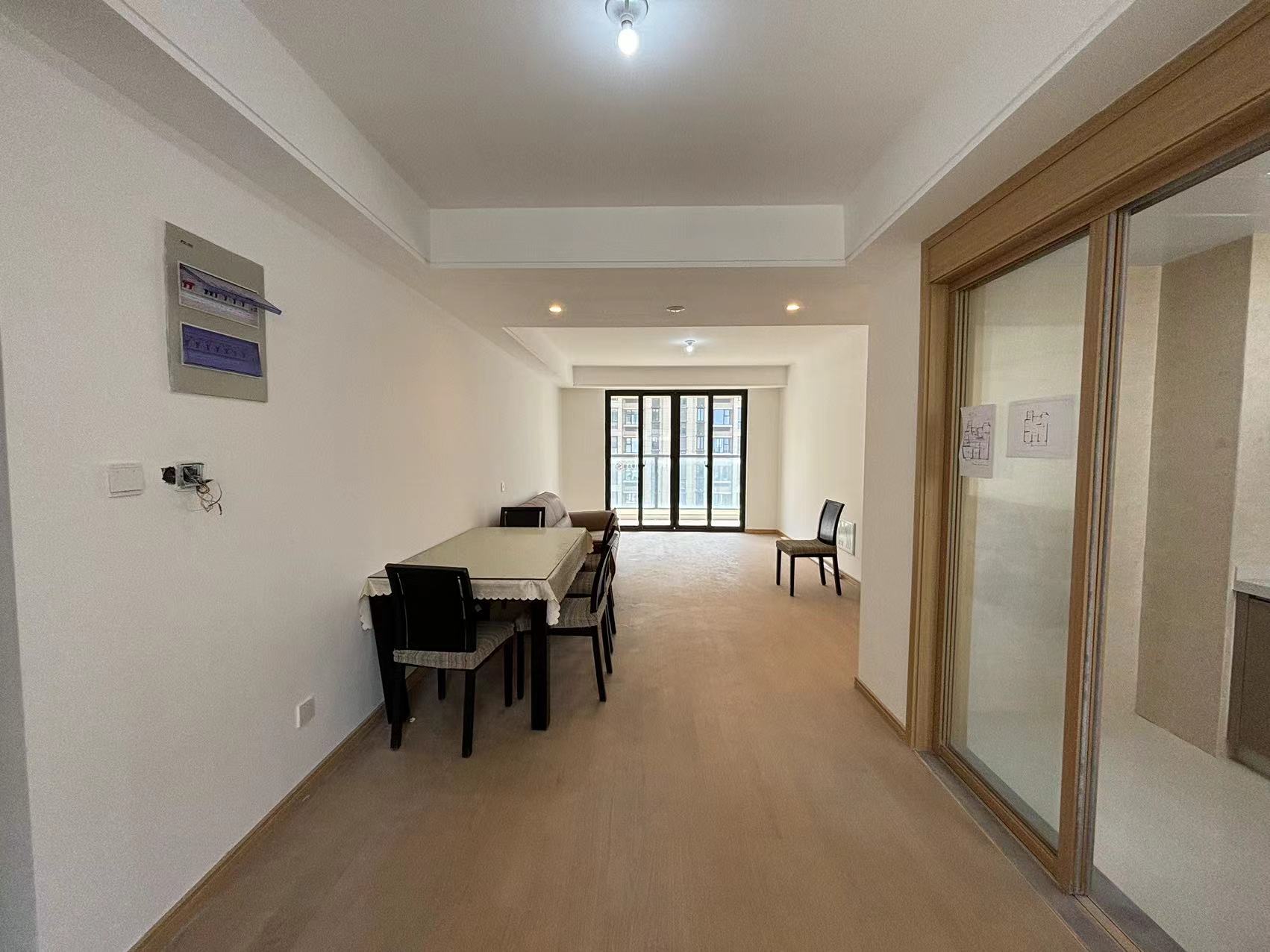 时光漫城 4室2厅2卫 125m&sup2;