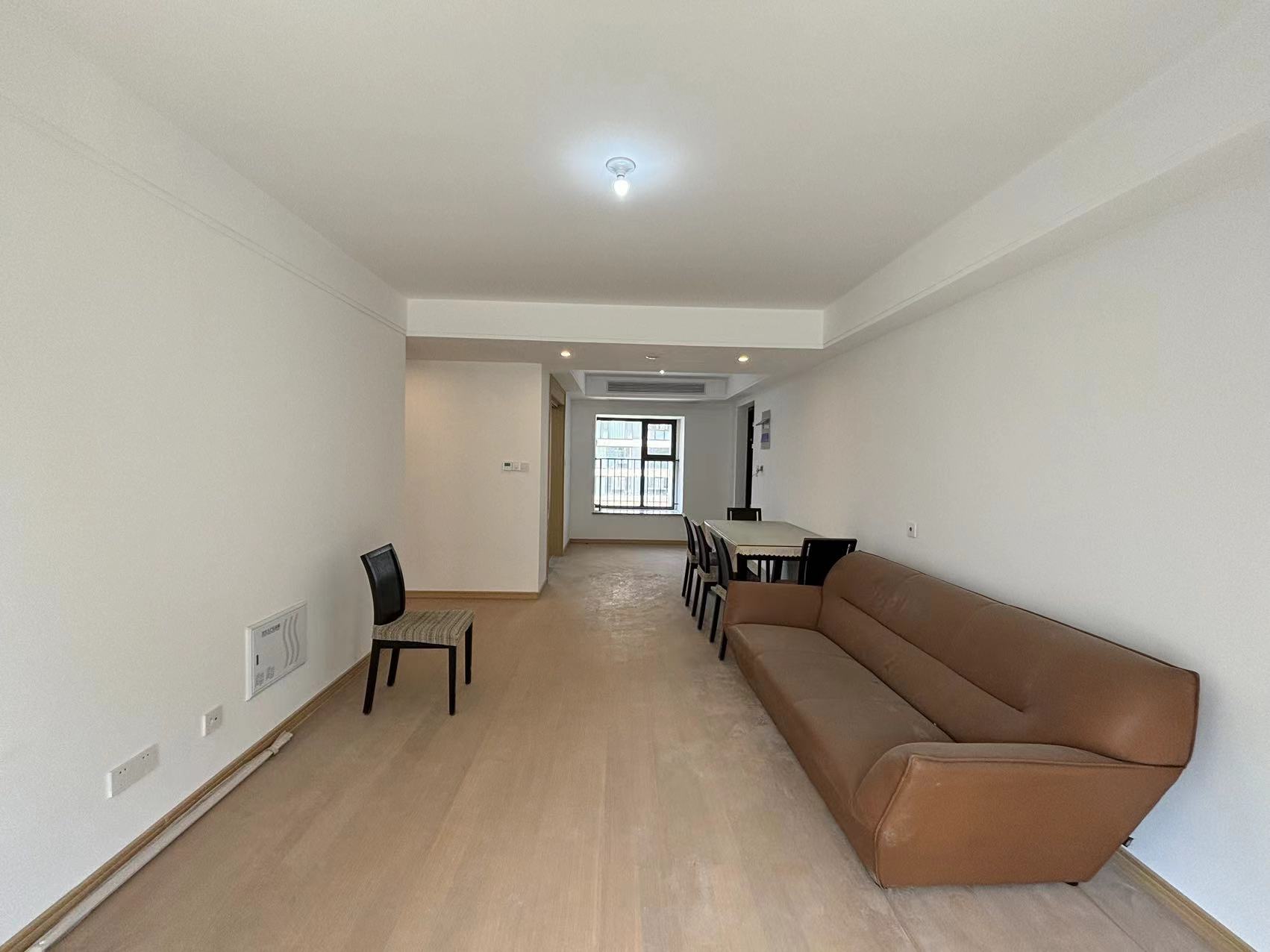 时光漫城 4室2厅2卫 125m&sup2;