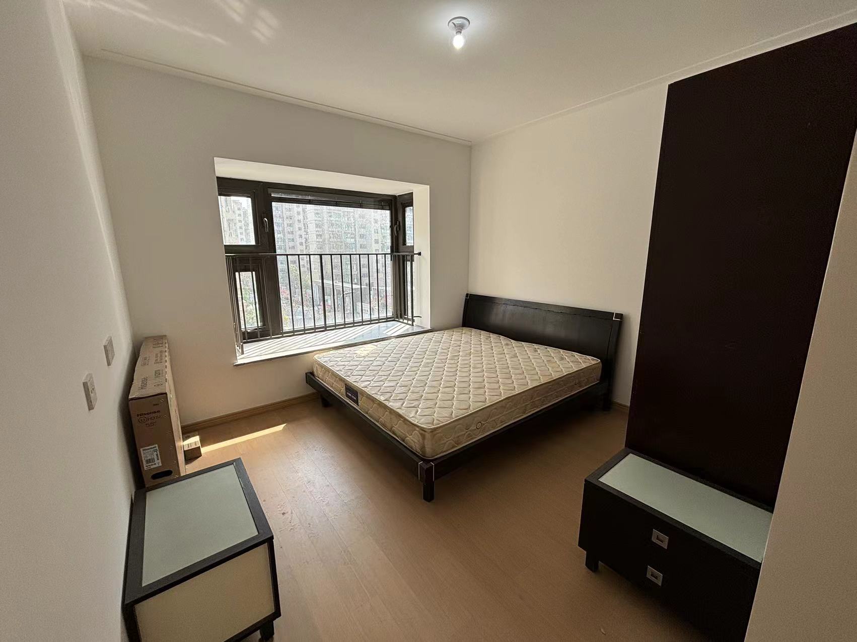 时光漫城 4室2厅2卫 125m&sup2;
