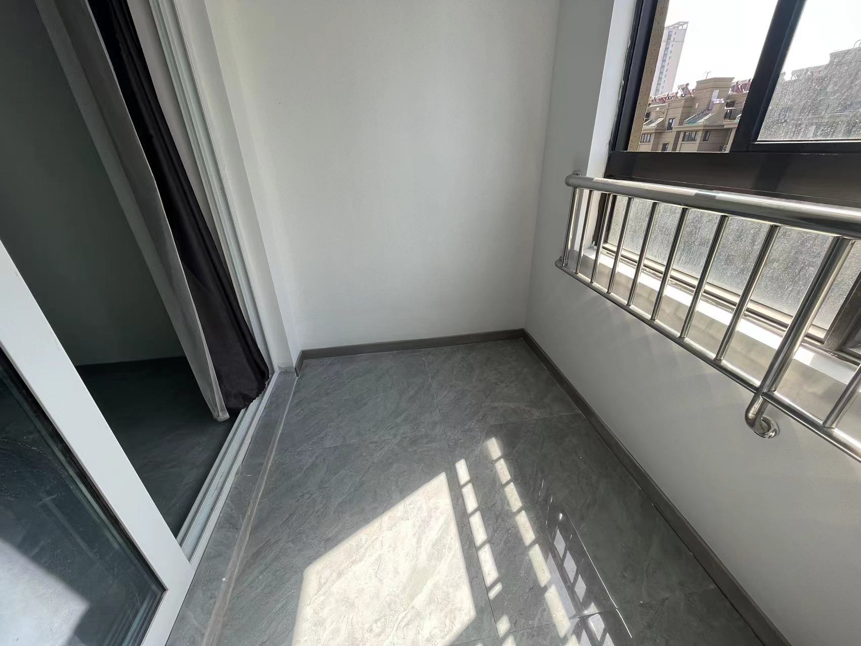 世纪园 2室1厅1卫 76m&sup2;