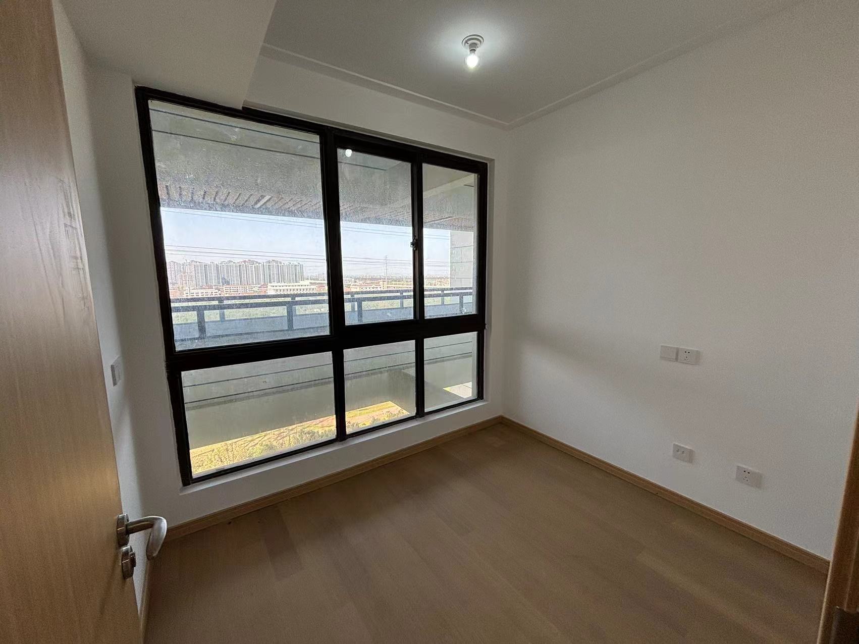 时光漫城 3室2厅1卫 92.00m&sup2;