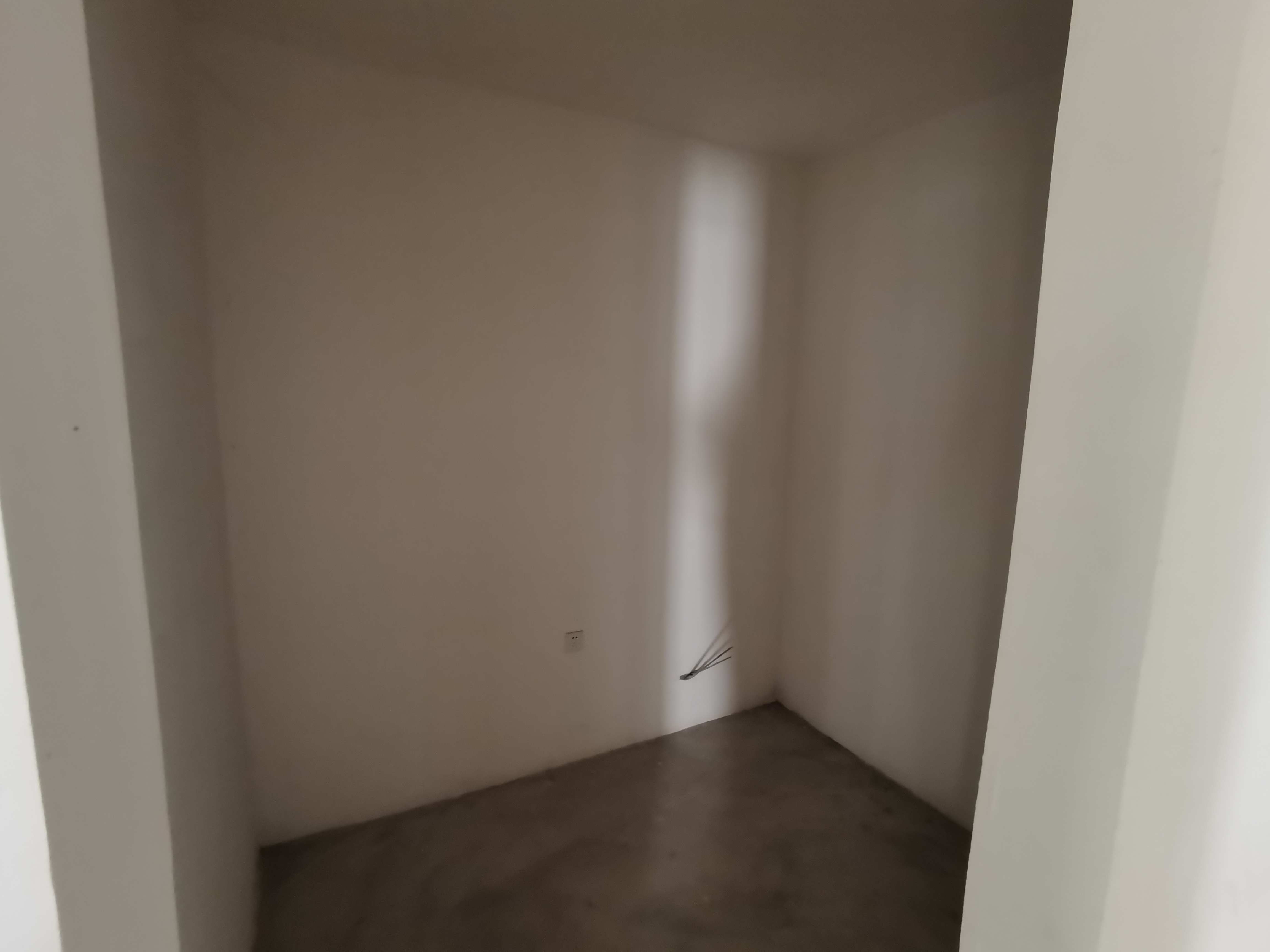 军山花园 3室2厅2卫 126m&sup2;
