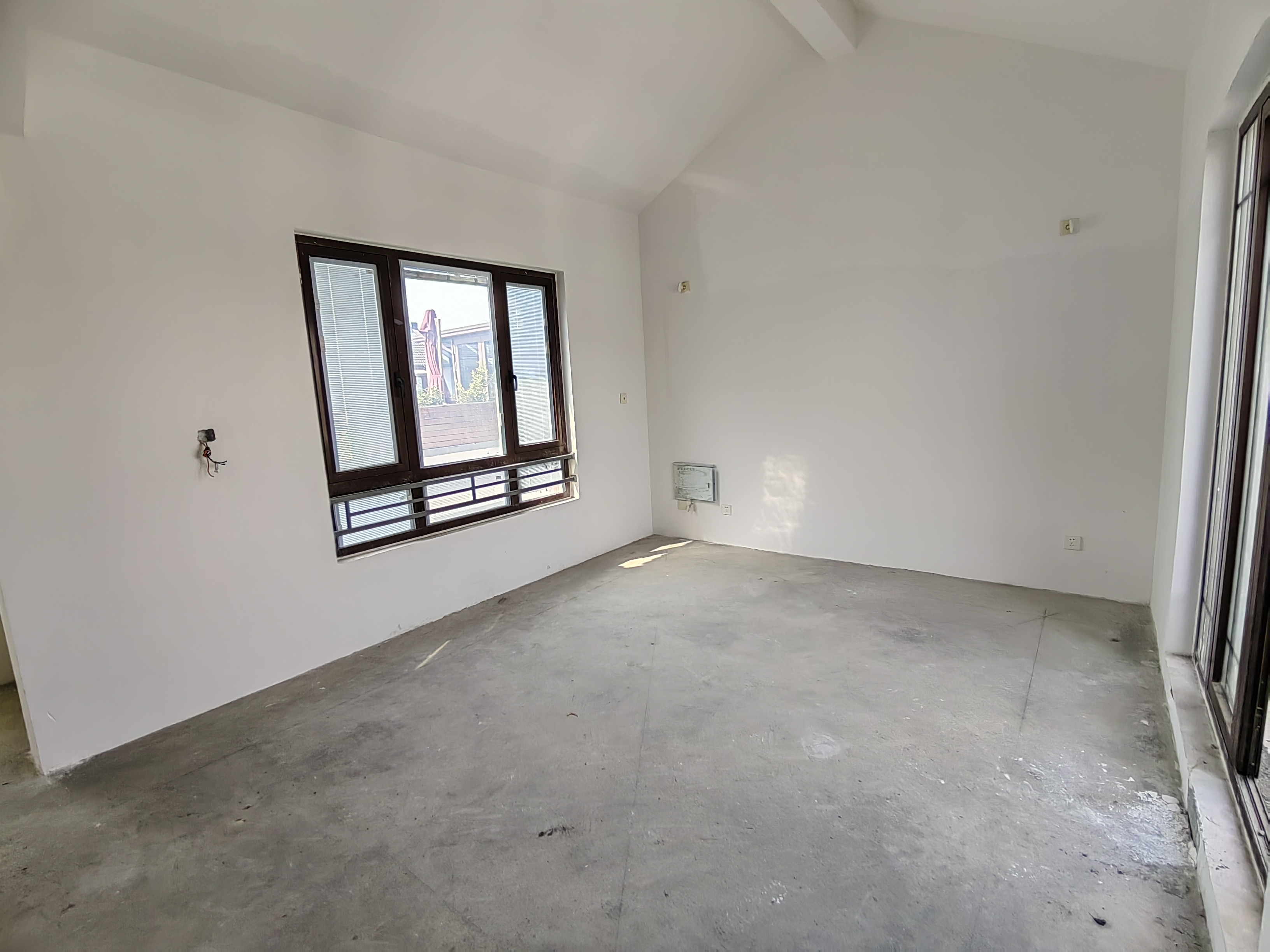 九间堂山居 5室2厅5卫 245.86m&sup2;
