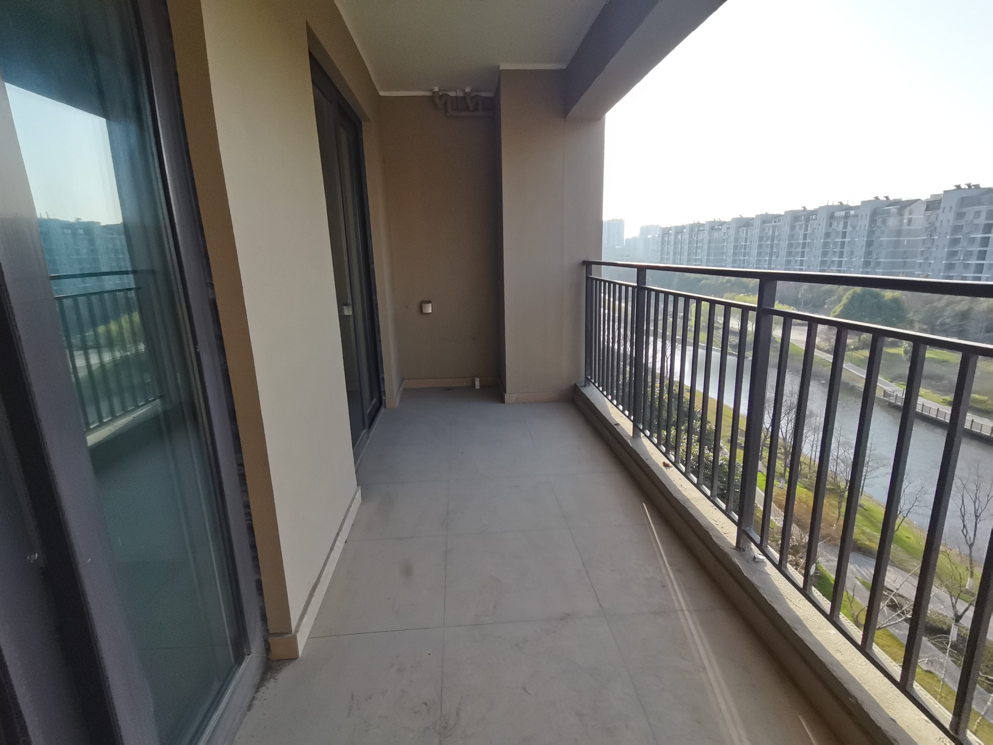 上悦城 3室2厅2卫 115.45m&sup2;