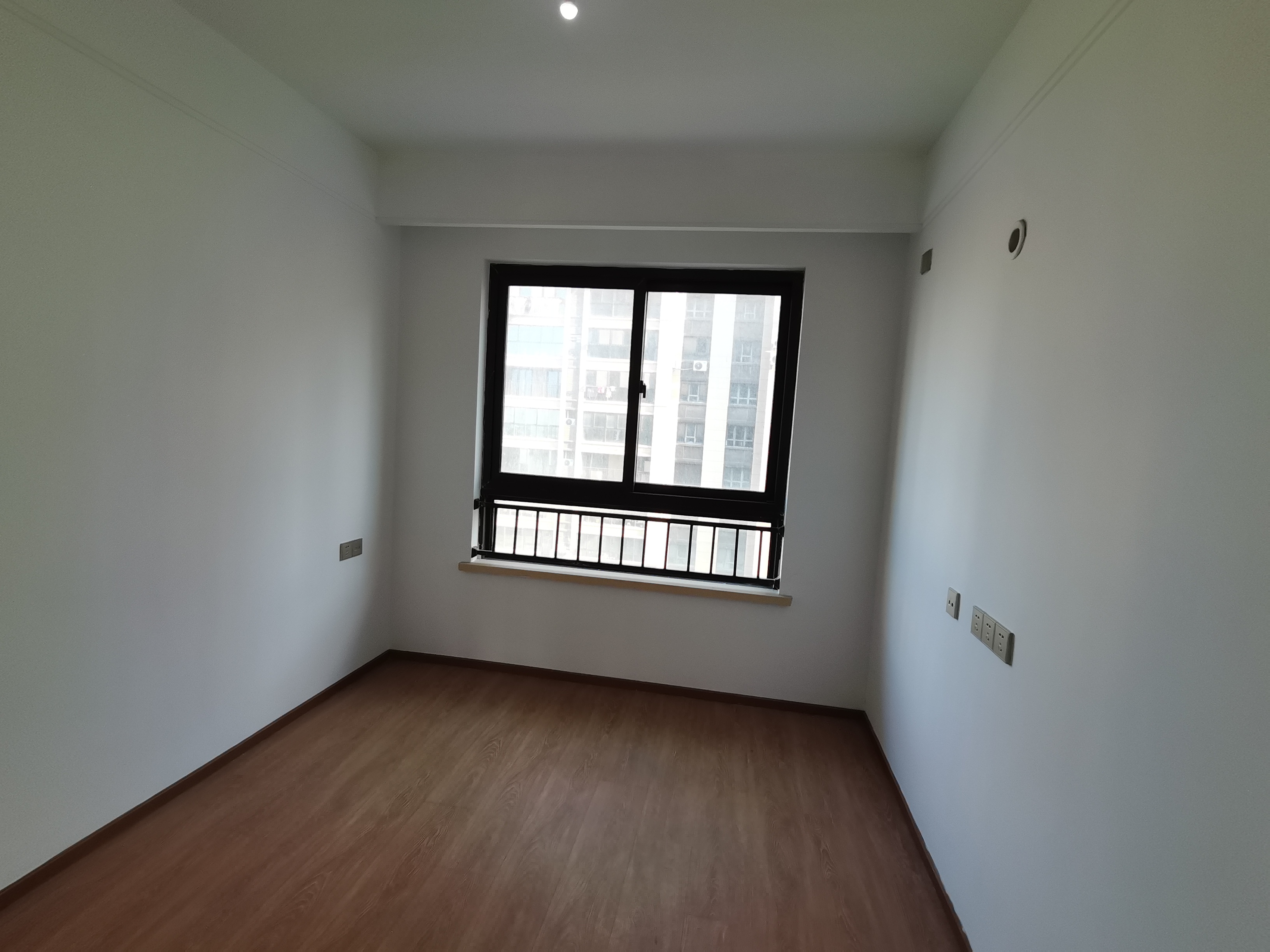 上悦城 3室2厅2卫 115.45m&sup2;