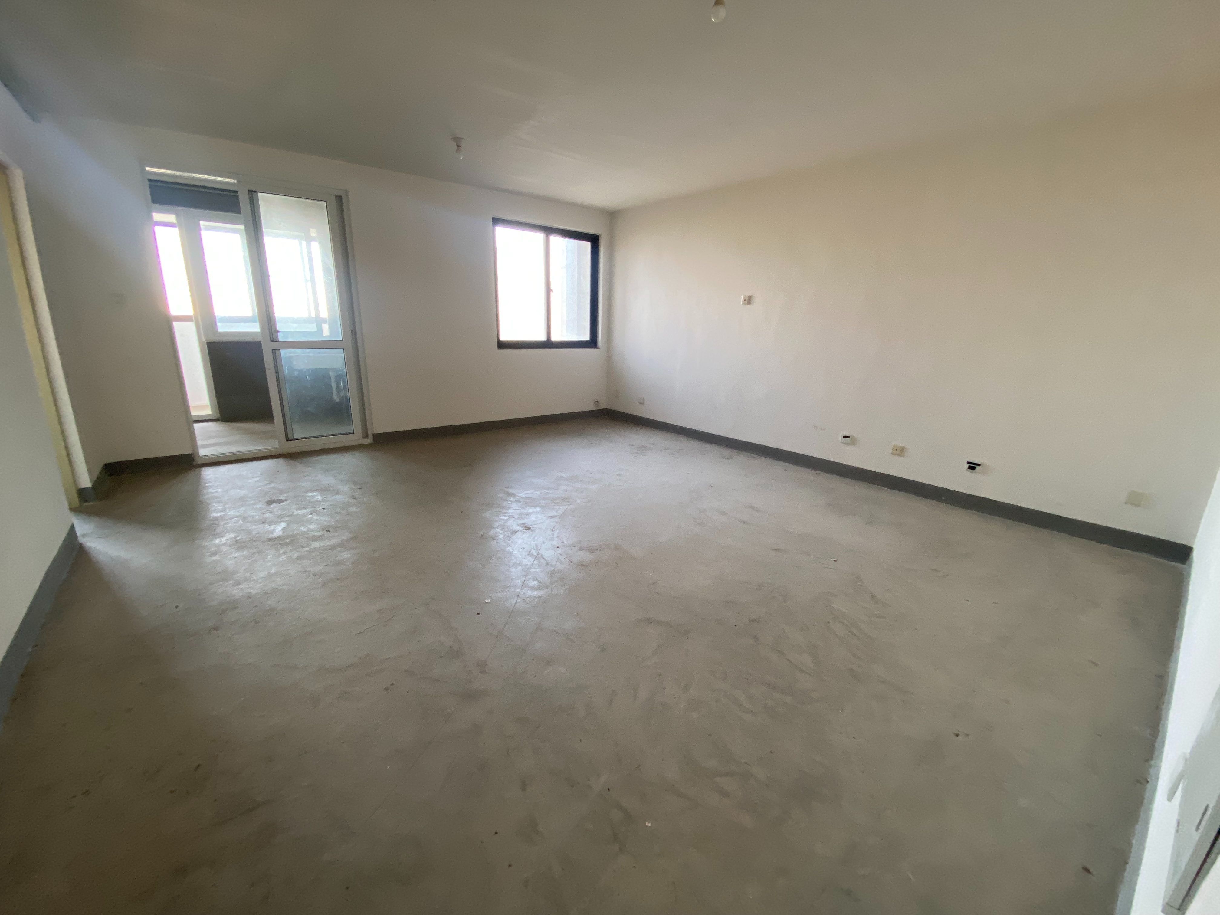 临江家园 3室2厅2卫 126.00m&sup2;