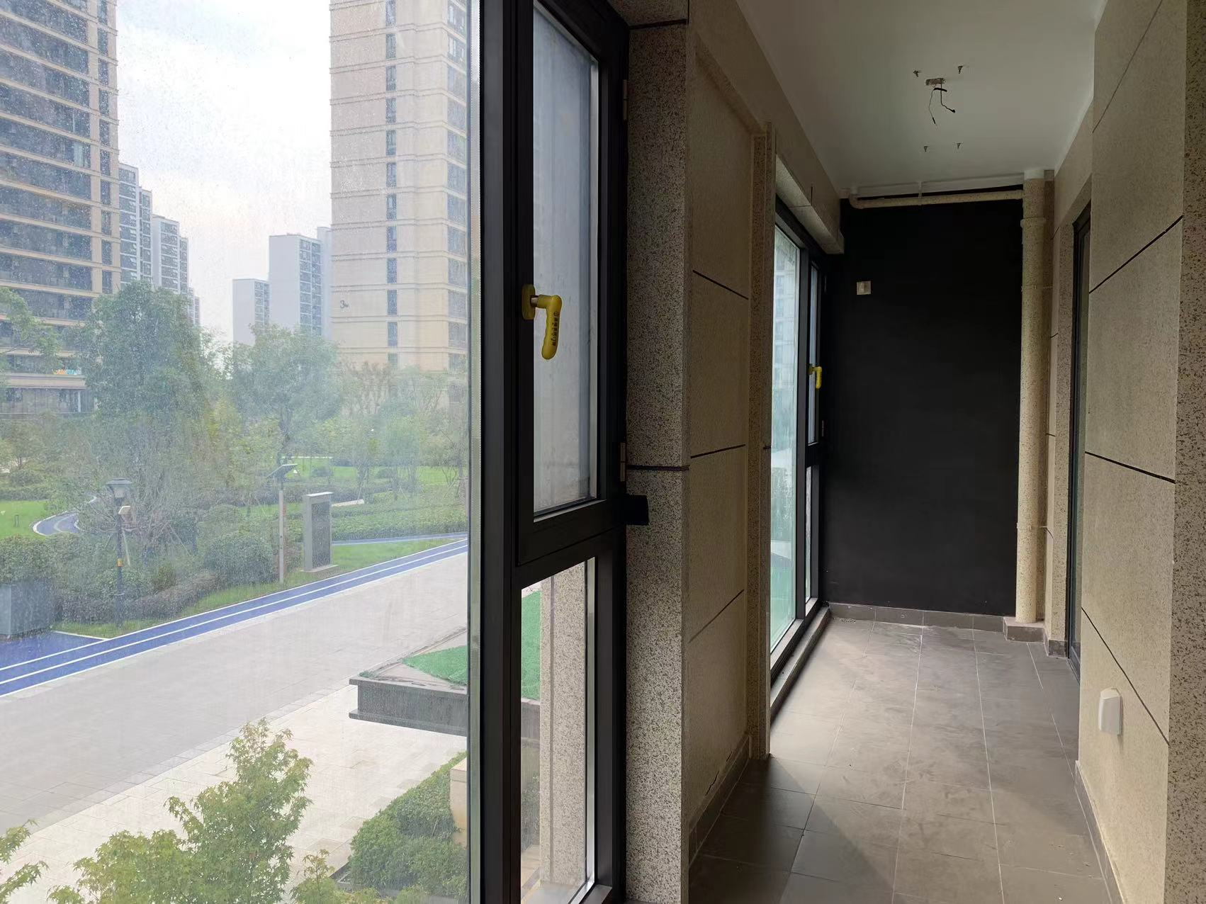 绿城沁园 4室2厅2卫 143m&sup2;
