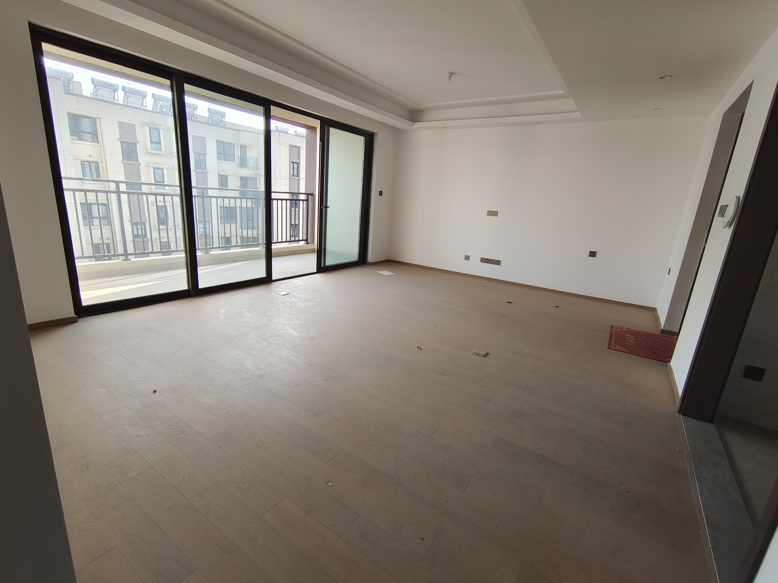 春风南岸东园 4室2厅3卫 167m&sup2;