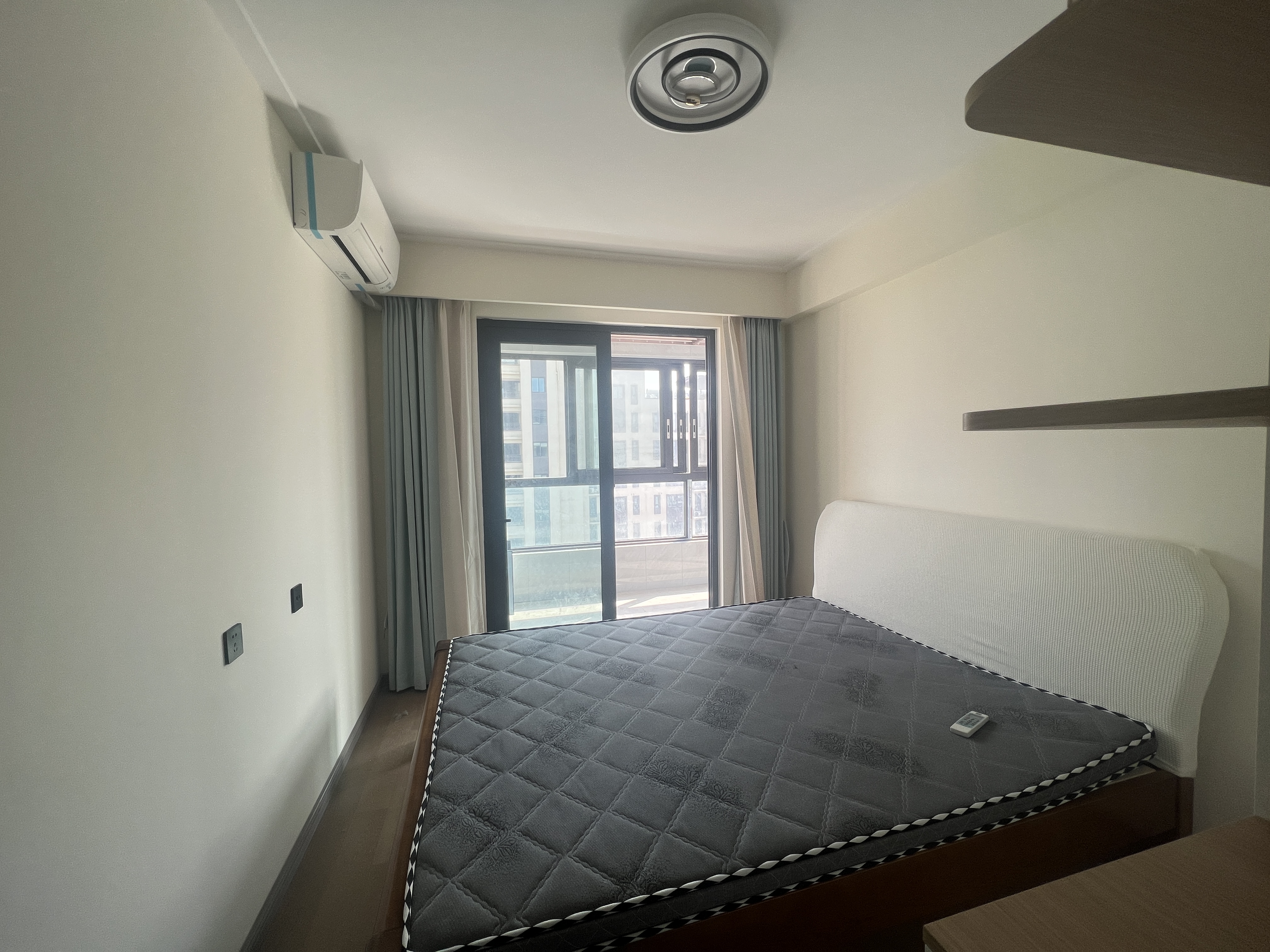 湖山源著 3室2厅2卫 114.89m&sup2;